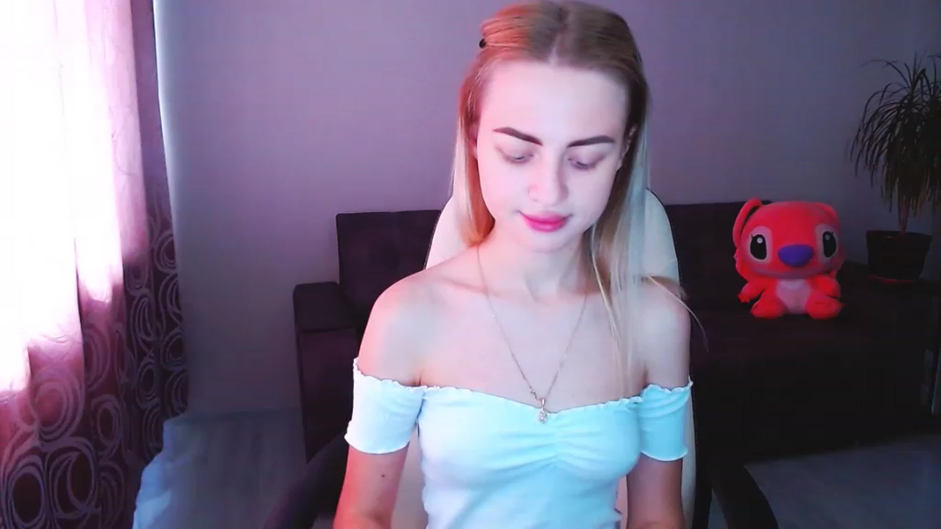 Gallery image thumbnail from BlackLovee's myfreecams stream on, 06/22/2023, 12:15 image 10 of 20