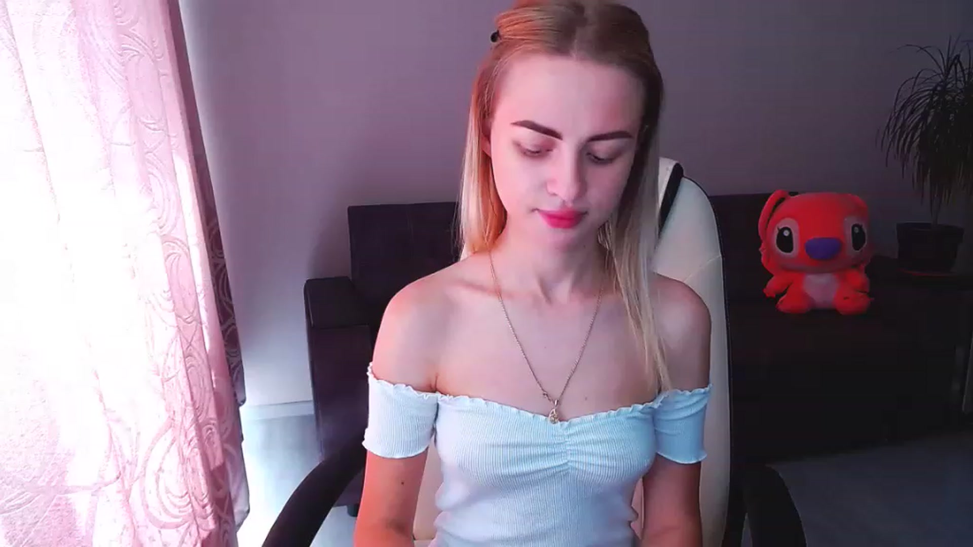 Gallery image thumbnail from BlackLovee's myfreecams stream on, 06/22/2023, 12:15 image 18 of 20