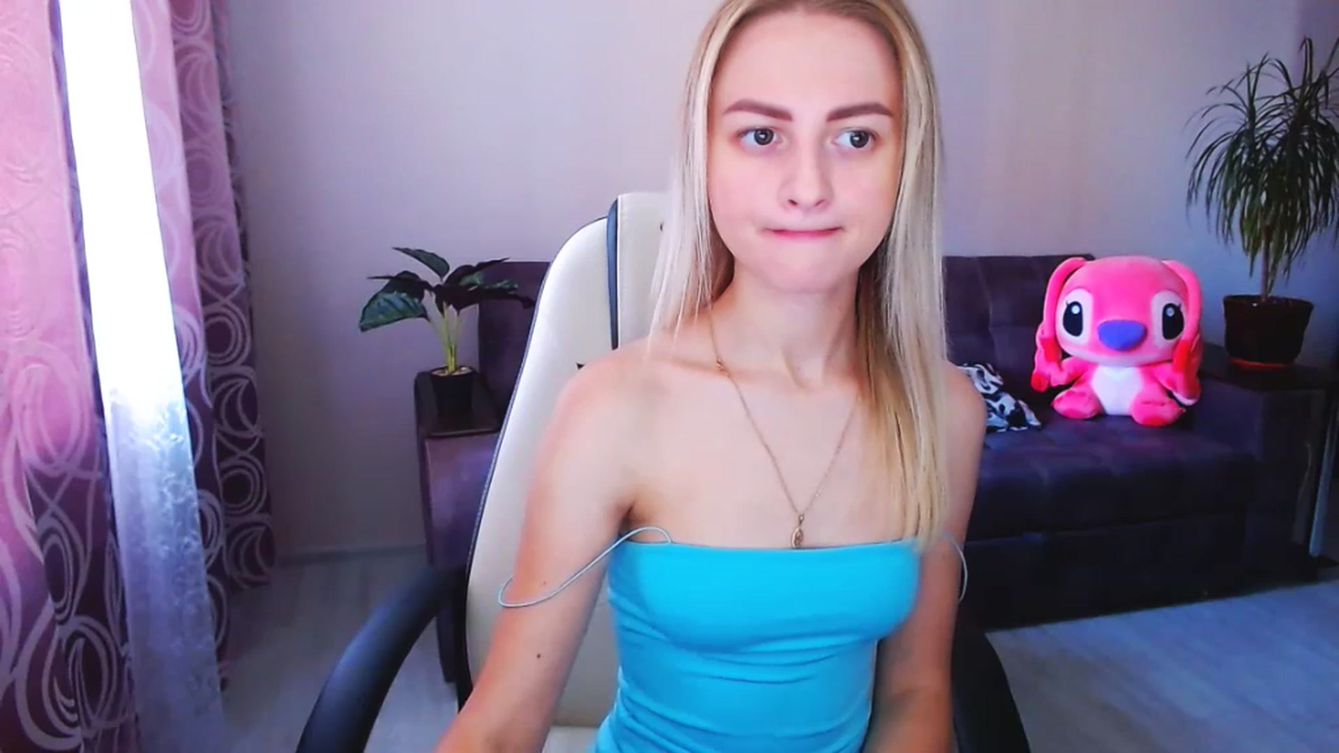 Gallery image thumbnail from BlackLovee's myfreecams stream on, 07/05/2023, 08:29 image 1 of 20