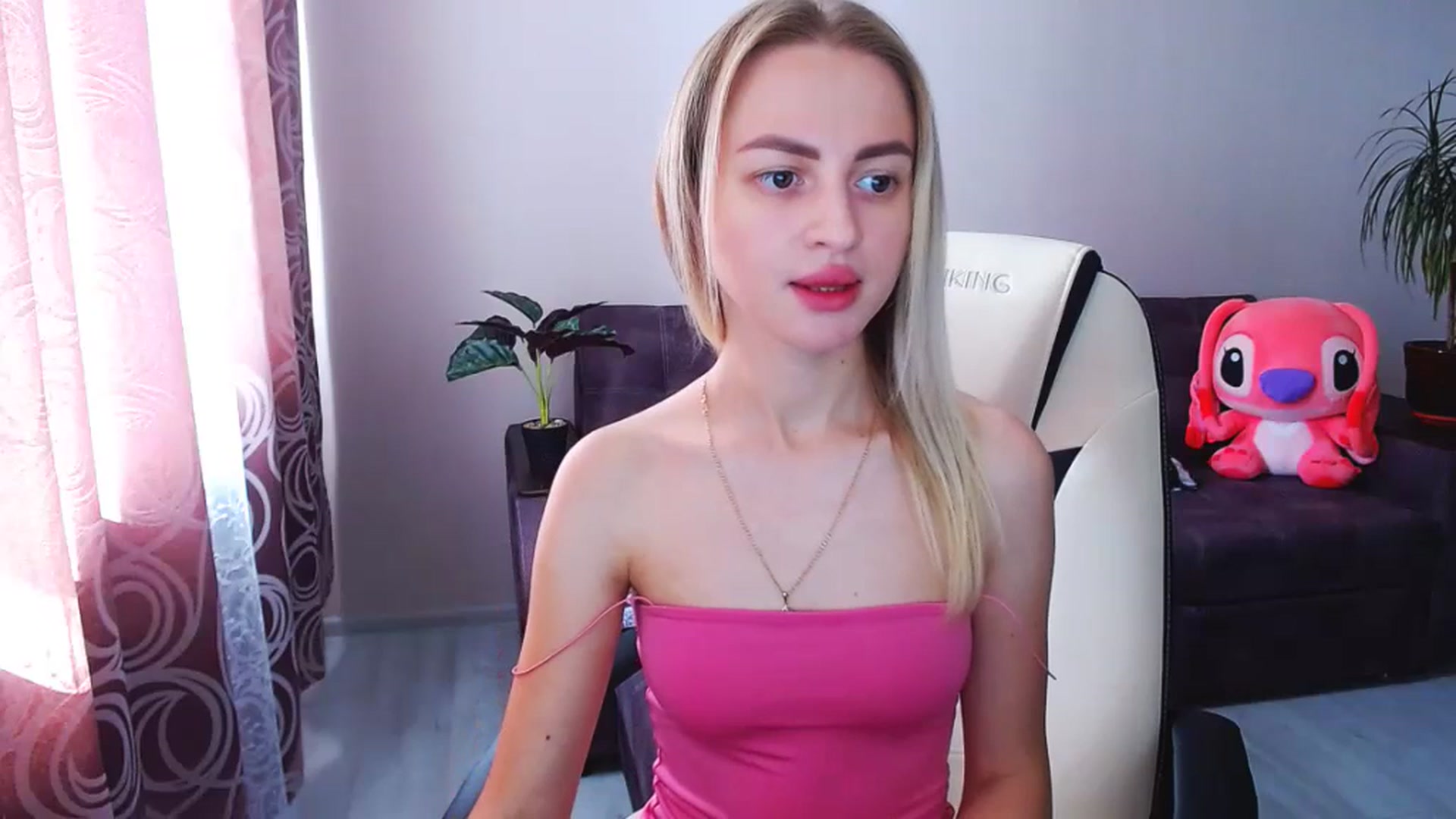 Gallery image thumbnail from BlackLovee's myfreecams stream on, 07/05/2023, 13:19 image 12 of 20