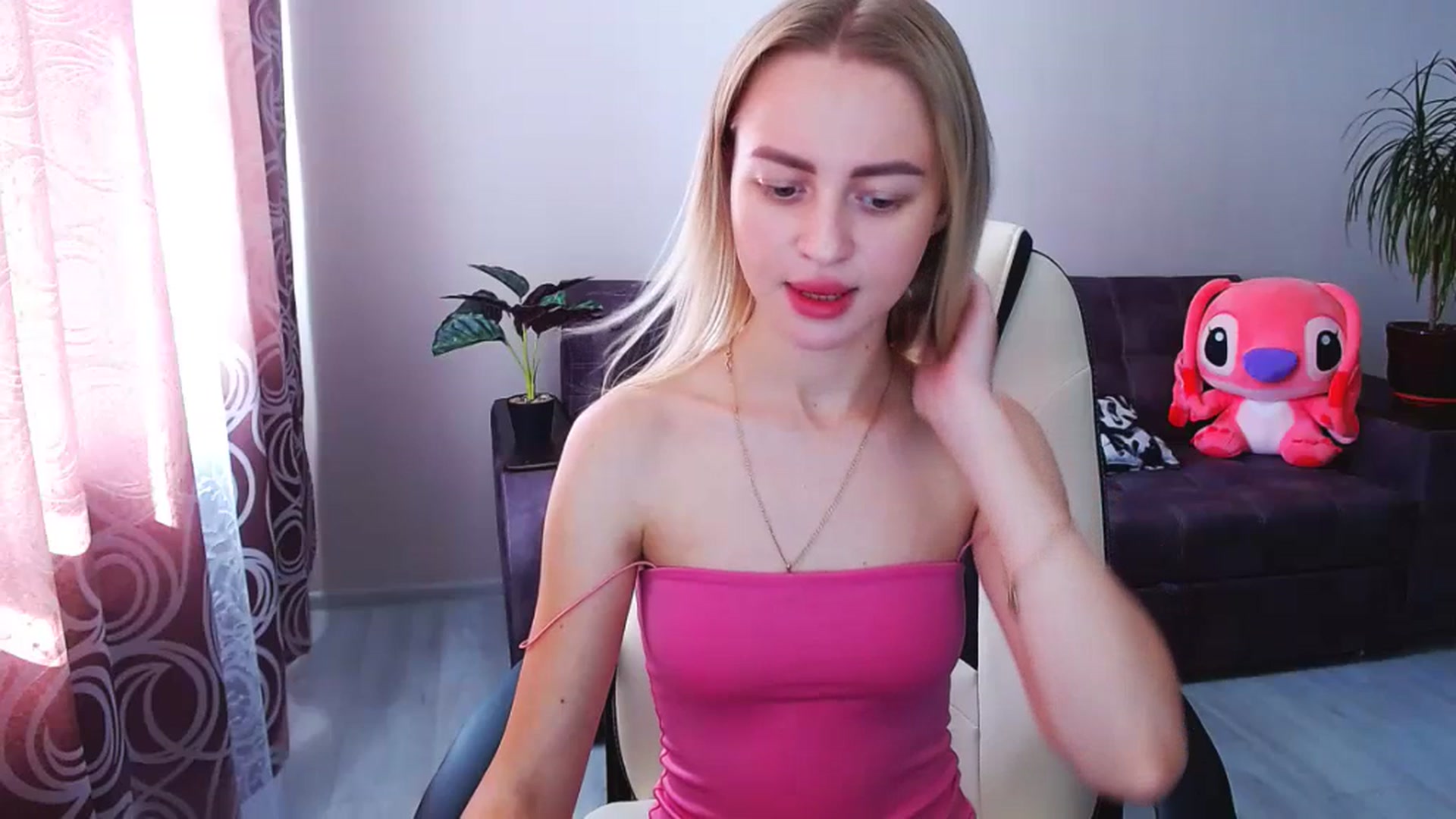 Gallery image thumbnail from BlackLovee's myfreecams stream on, 07/05/2023, 13:19 image 2 of 20