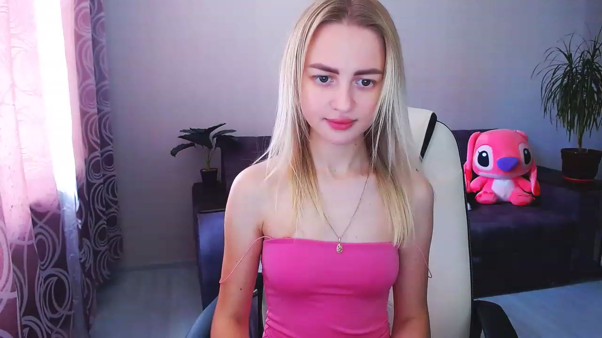 Gallery image thumbnail from BlackLovee's myfreecams stream on, 07/06/2023, 10:06 image 6 of 20