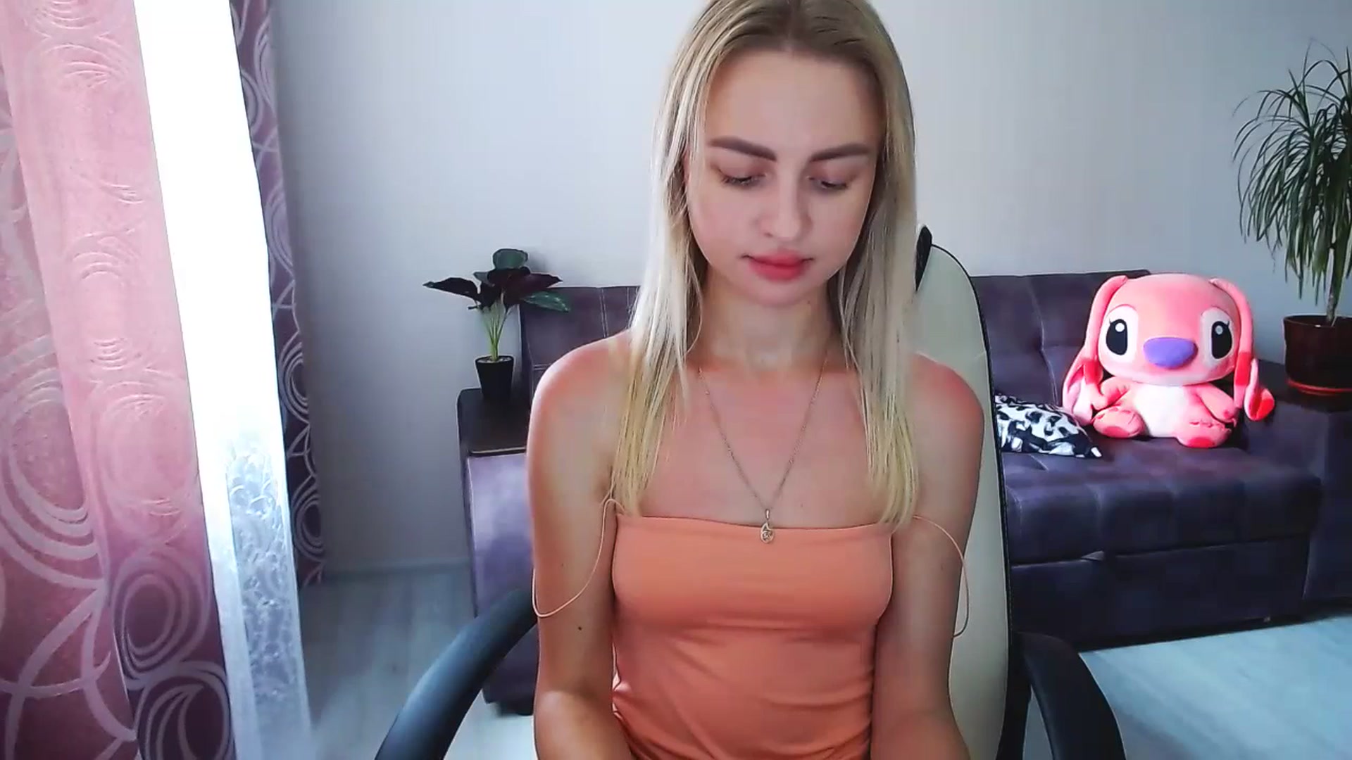 Gallery image thumbnail from BlackLovee's myfreecams stream on, 07/10/2023, 08:32 image 8 of 20