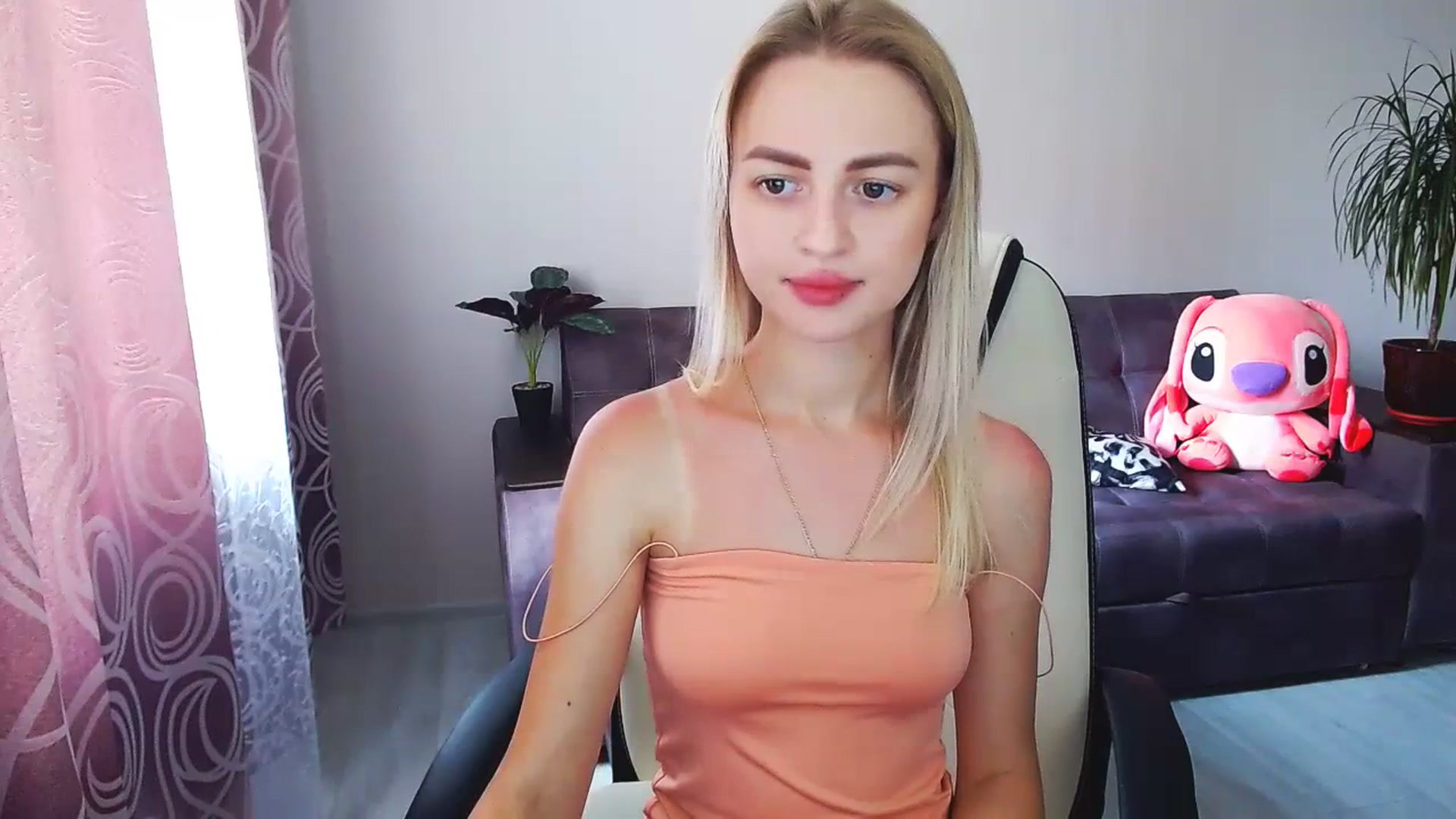 Gallery image thumbnail from BlackLovee's myfreecams stream on, 07/10/2023, 08:32 image 19 of 20