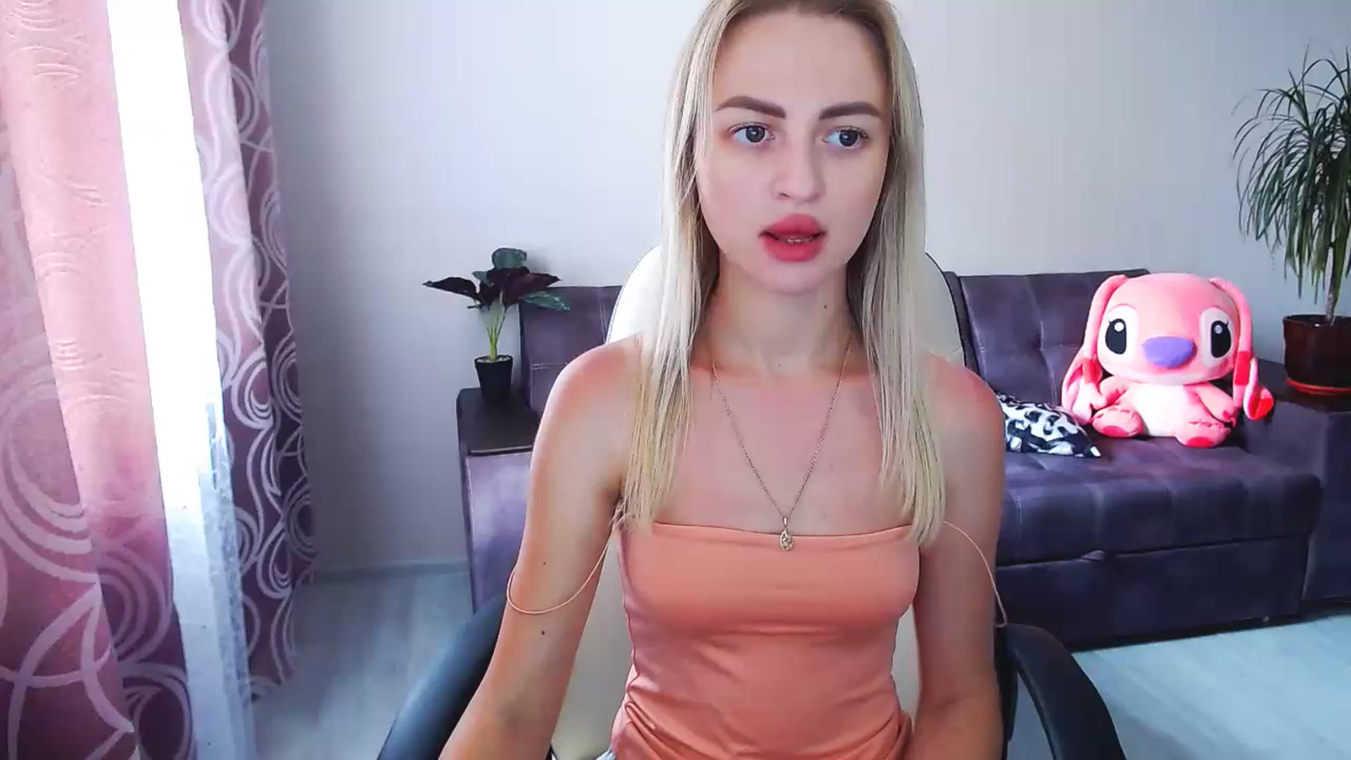 Gallery image thumbnail from BlackLovee's myfreecams stream on, 07/10/2023, 08:32 image 6 of 20