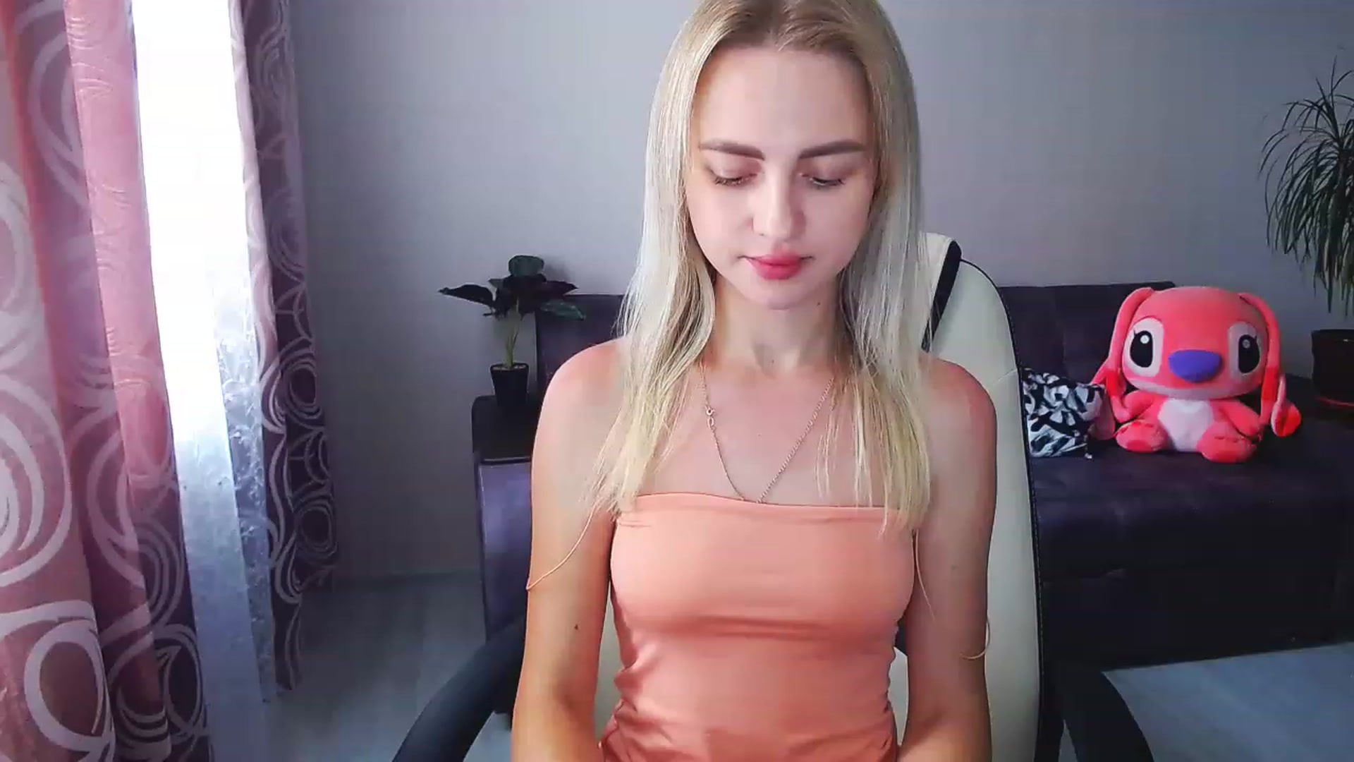Gallery image thumbnail from BlackLovee's myfreecams stream on, 07/10/2023, 13:05 image 8 of 20