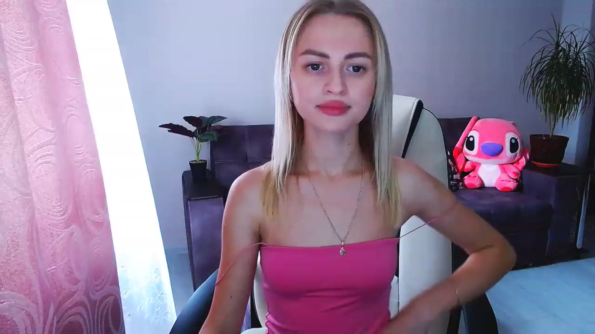 Gallery image thumbnail from BlackLovee's myfreecams stream on, 07/17/2023, 10:30 image 15 of 20