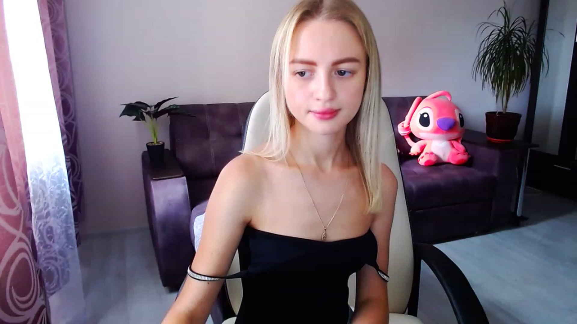 Gallery image thumbnail from BlackLovee's myfreecams stream on, 07/29/2023, 11:06 image 6 of 20