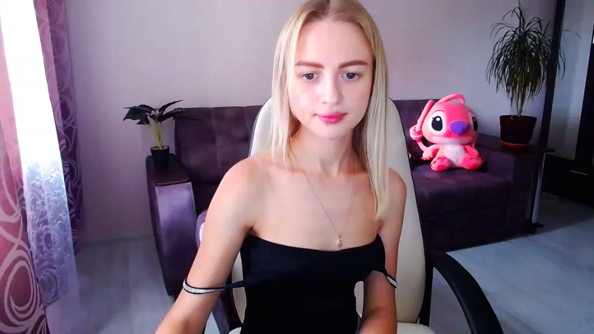 Gallery image thumbnail from BlackLovee's myfreecams stream on, 07/29/2023, 11:06 image 1 of 20