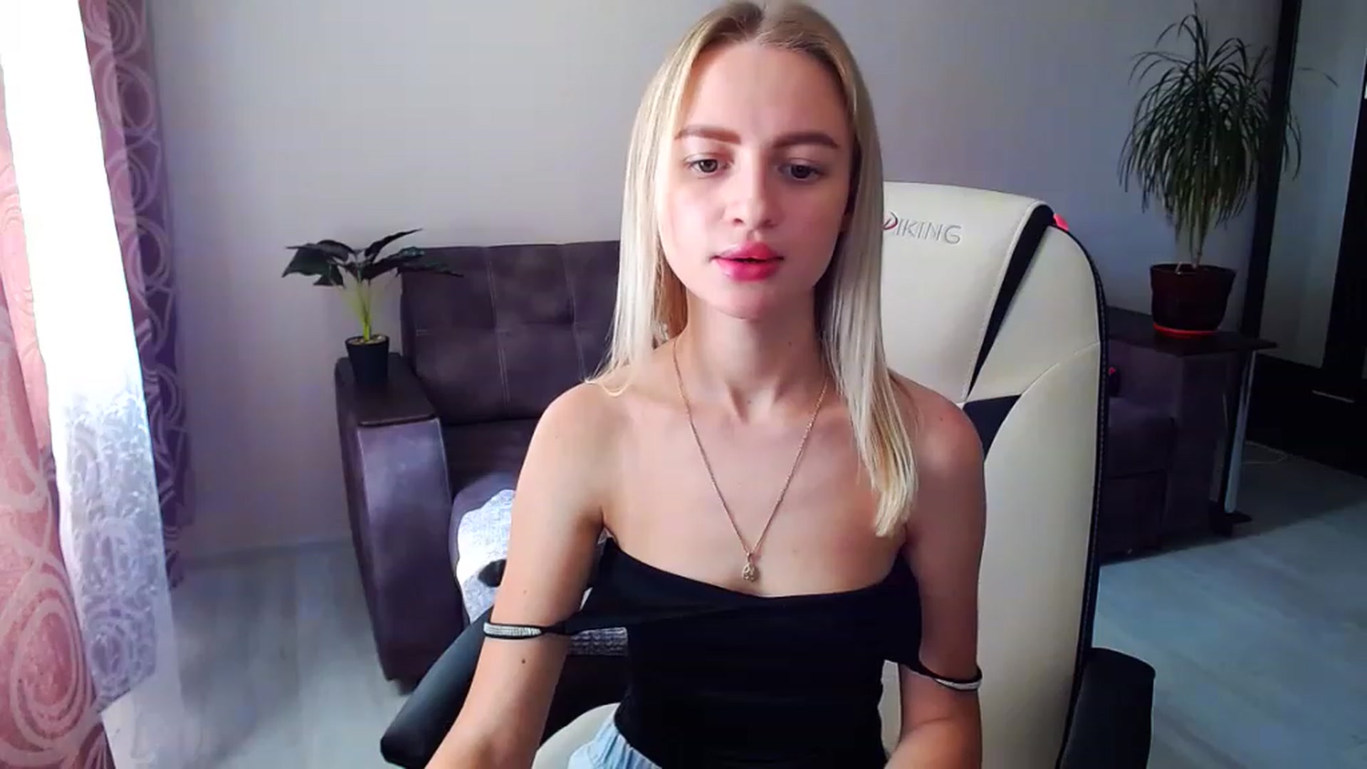 Gallery image thumbnail from BlackLovee's myfreecams stream on, 07/29/2023, 11:06 image 13 of 20