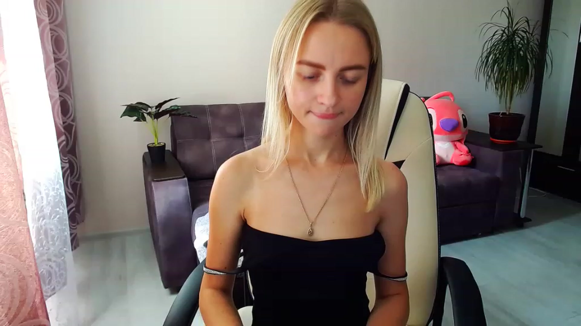 Gallery image thumbnail from BlackLovee's myfreecams stream on, 07/29/2023, 11:06 image 17 of 20
