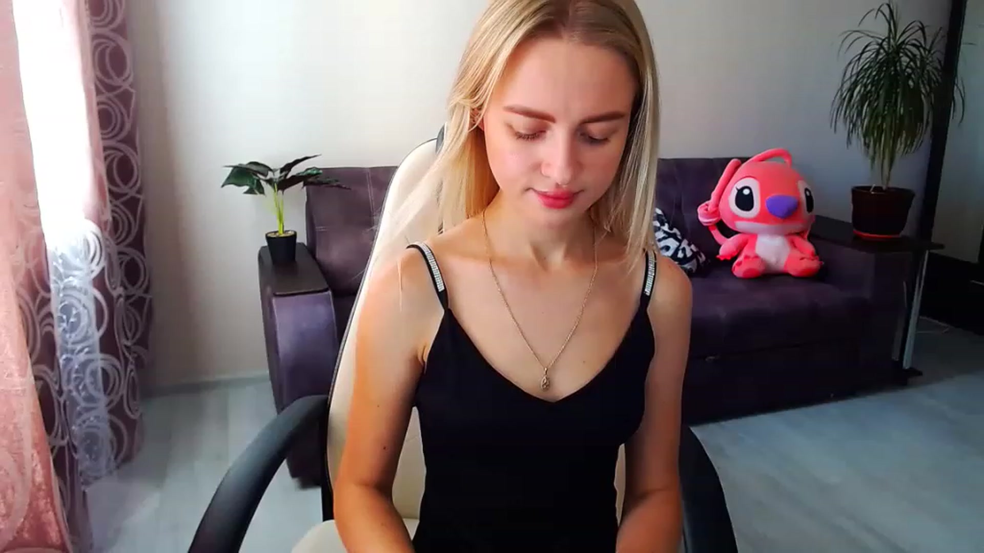 Gallery image thumbnail from BlackLovee's myfreecams stream on, 07/29/2023, 12:36 image 18 of 20