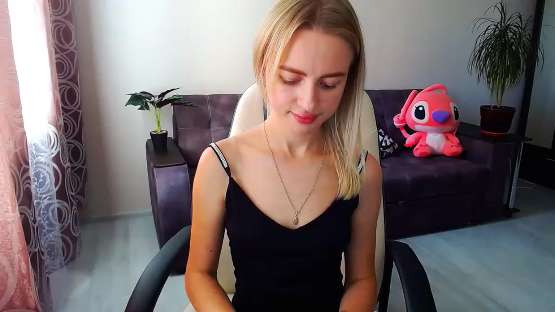 Gallery image thumbnail from BlackLovee's myfreecams stream on, 07/29/2023, 12:36 image 4 of 20