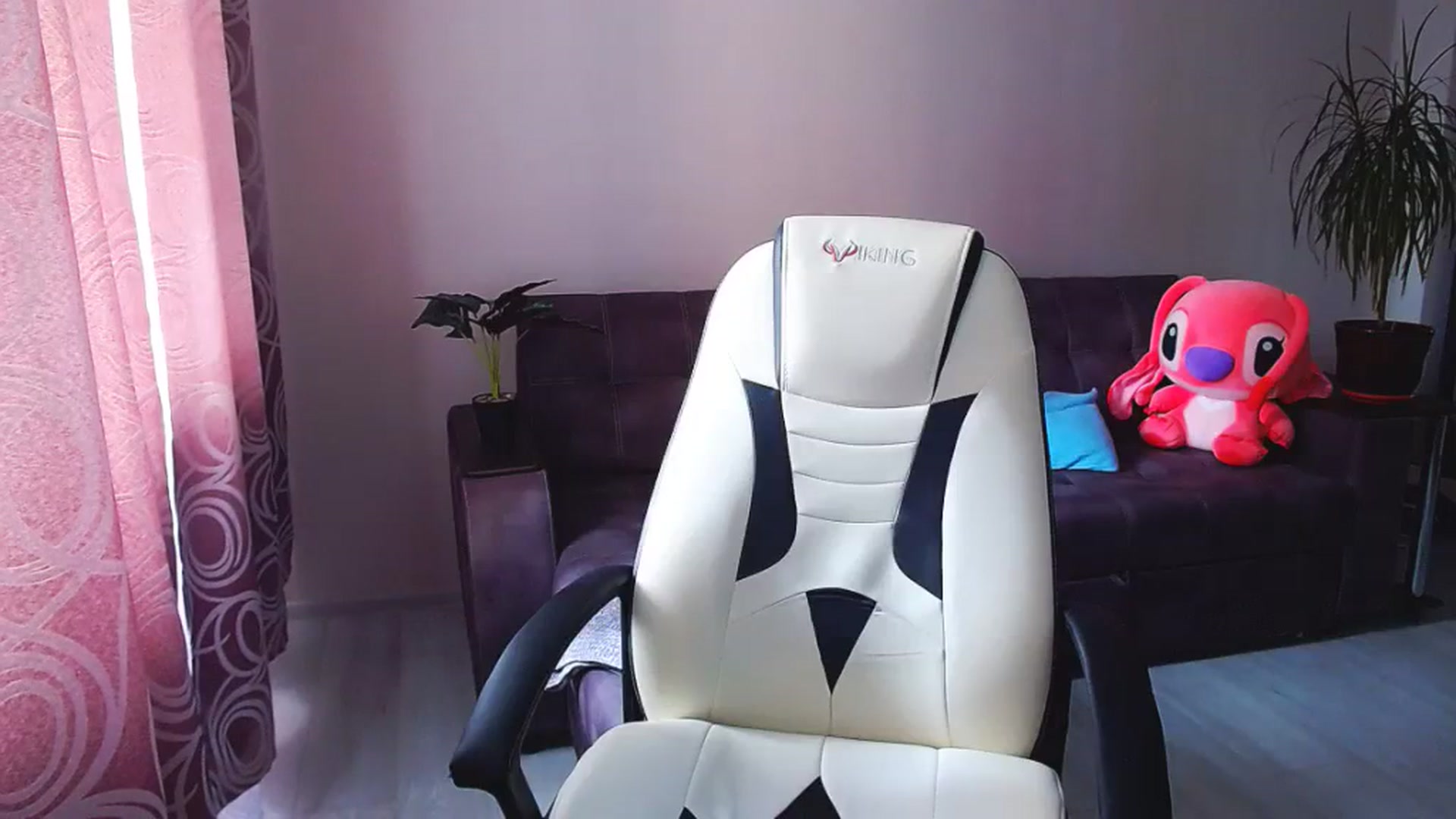 Gallery image thumbnail from BlackLovee's myfreecams stream on, 07/30/2023, 11:15 image 8 of 20