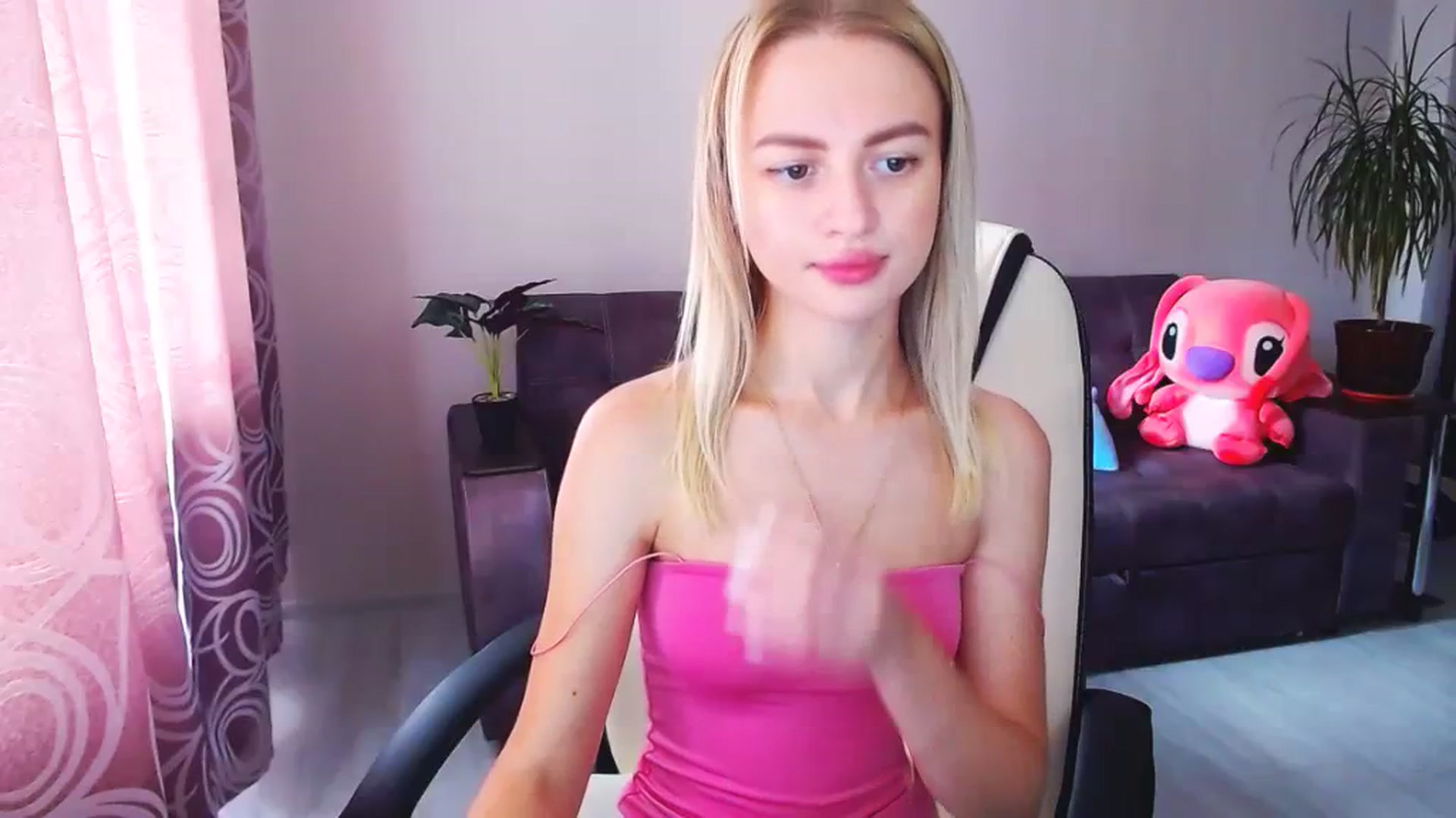 Gallery image thumbnail from BlackLovee's myfreecams stream on, 07/30/2023, 11:15 image 3 of 20