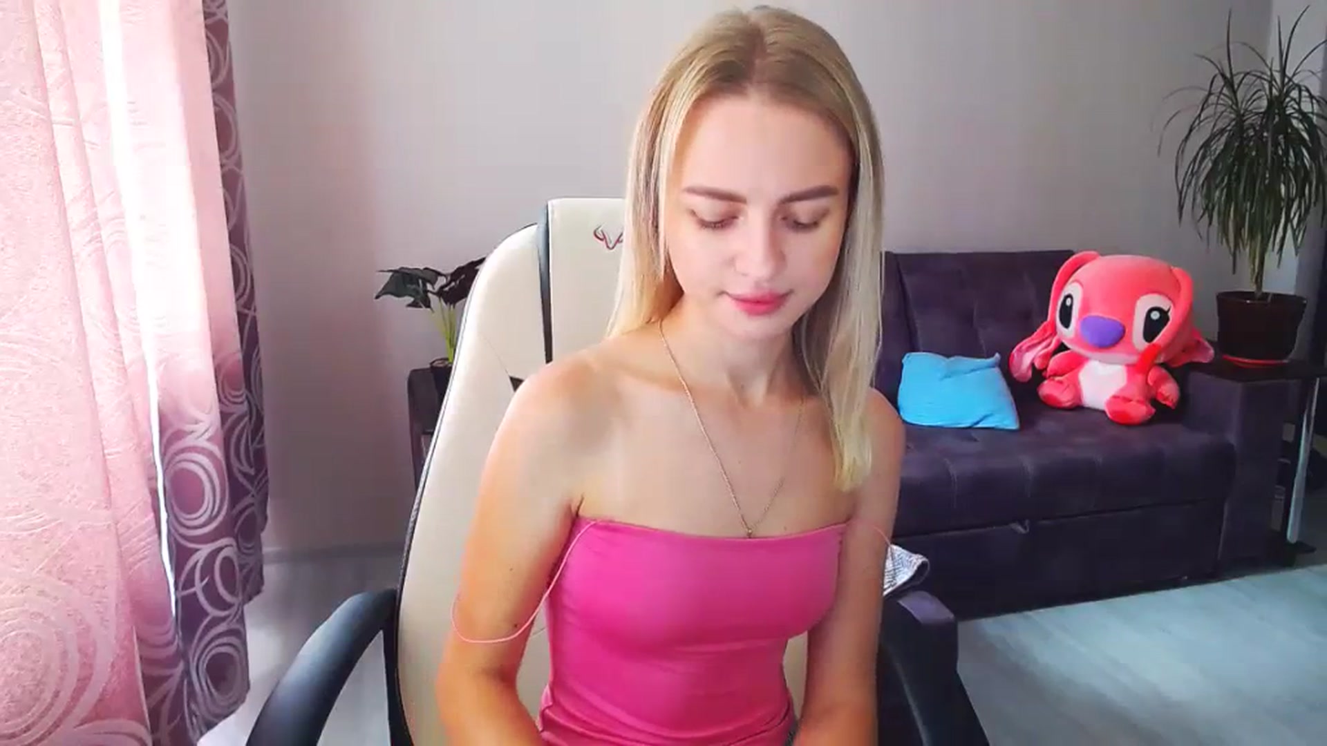 Gallery image thumbnail from BlackLovee's myfreecams stream on, 07/30/2023, 11:15 image 19 of 20