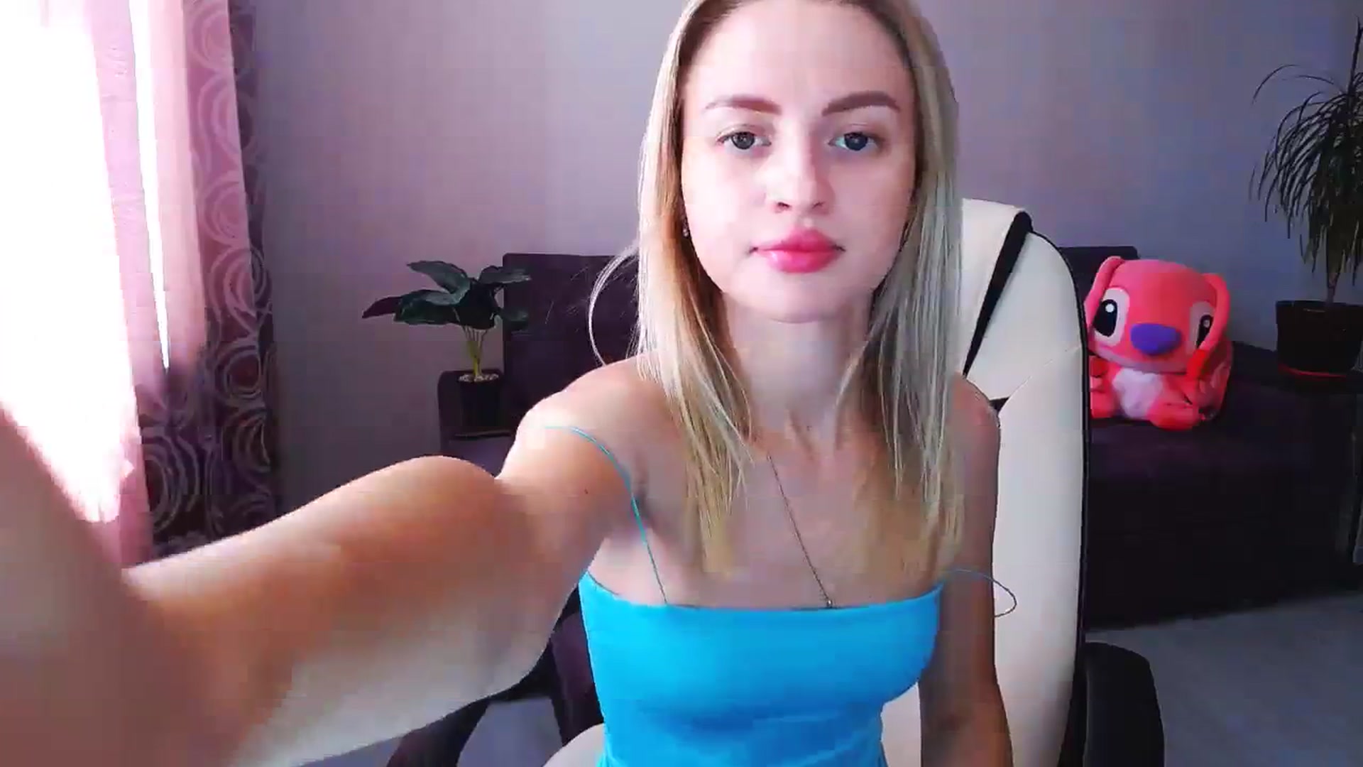 Gallery image thumbnail from BlackLovee's myfreecams stream on, 08/03/2023, 11:53 image 3 of 20