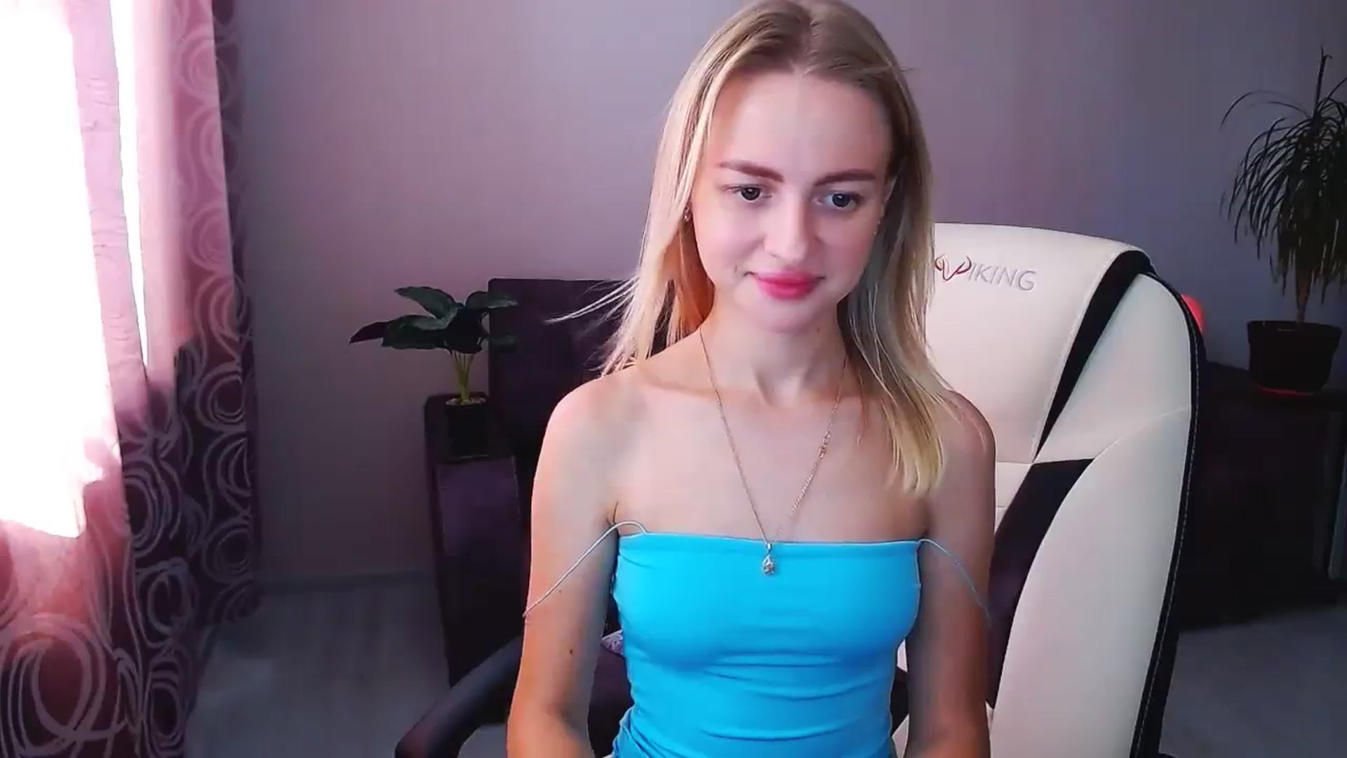 Gallery image thumbnail from BlackLovee's myfreecams stream on, 08/03/2023, 11:53 image 16 of 20