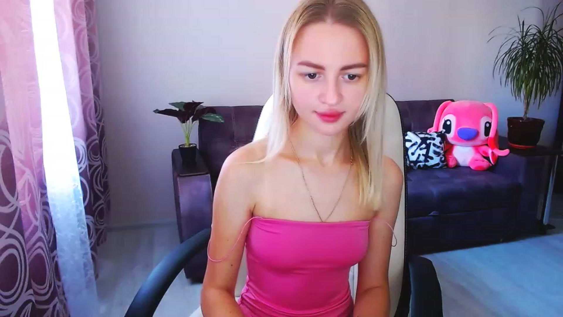 Gallery image thumbnail from BlackLovee's myfreecams stream on, 08/08/2023, 08:02 image 15 of 20