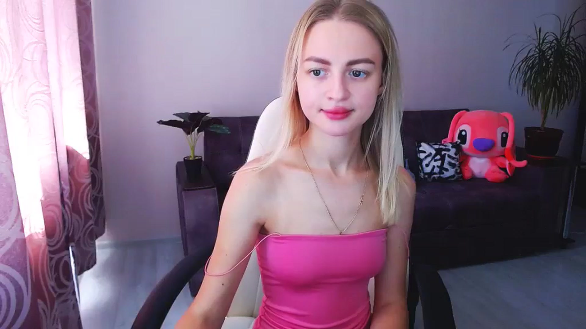 Gallery image thumbnail from BlackLovee's myfreecams stream on, 08/08/2023, 10:07 image 13 of 20