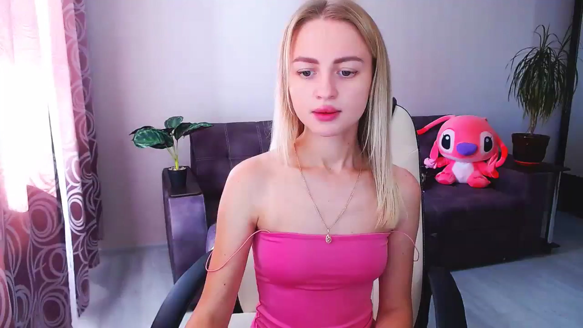 Gallery image thumbnail from BlackLovee's myfreecams stream on, 08/10/2023, 10:56 image 13 of 20