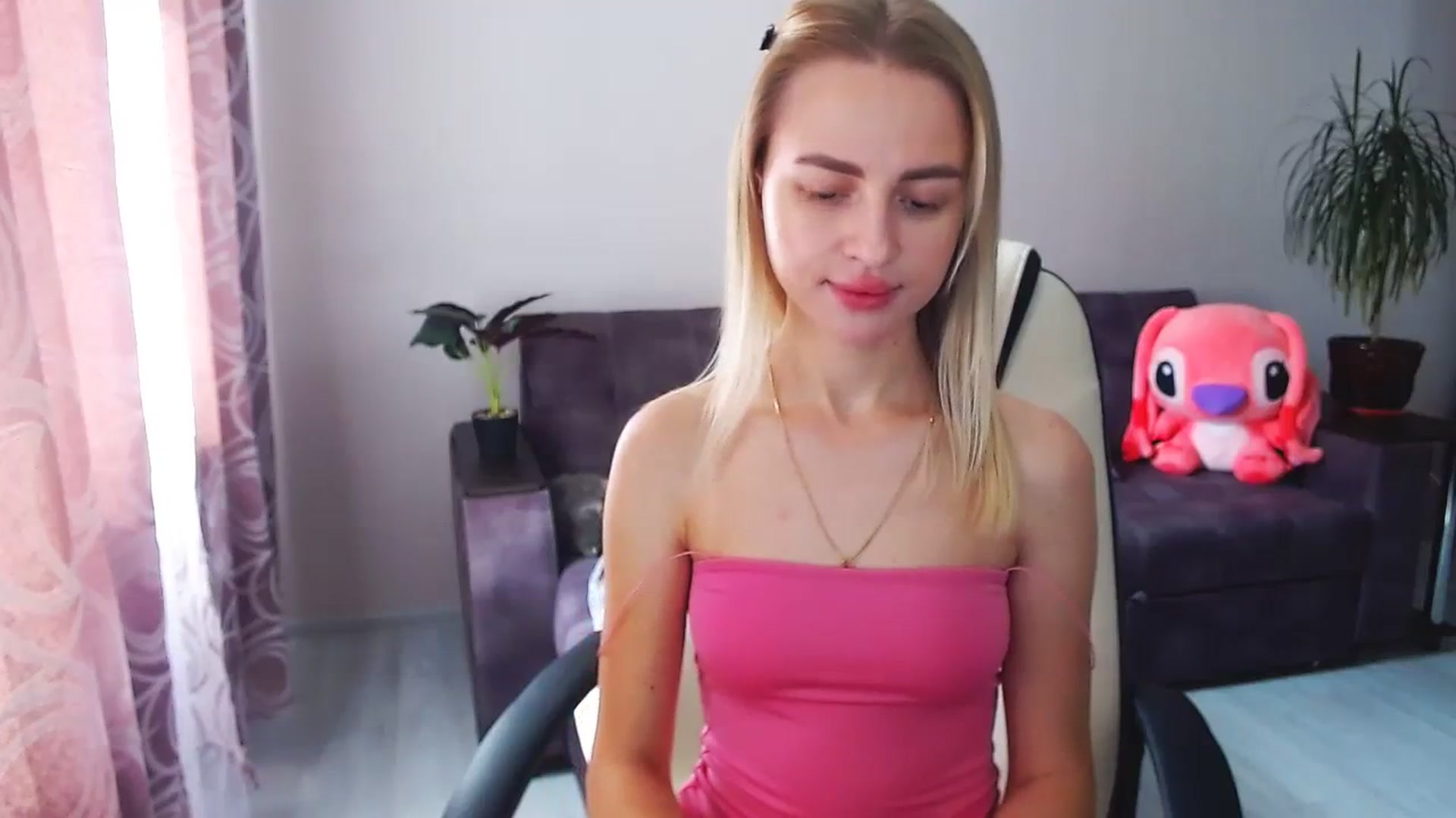 Gallery image thumbnail from BlackLovee's myfreecams stream on, 08/12/2023, 12:18 image 3 of 20