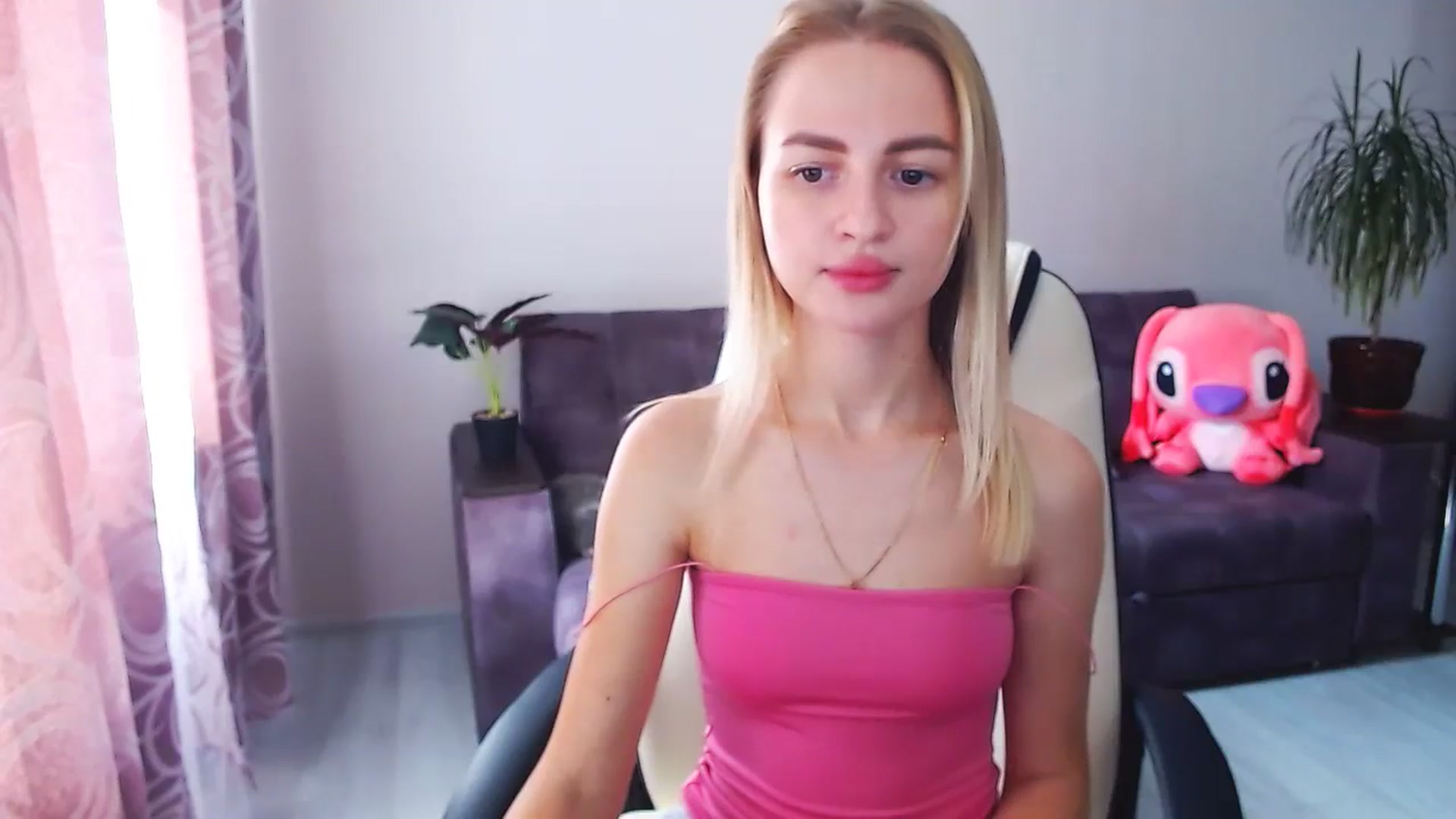 Gallery image thumbnail from BlackLovee's myfreecams stream on, 08/12/2023, 12:18 image 8 of 20