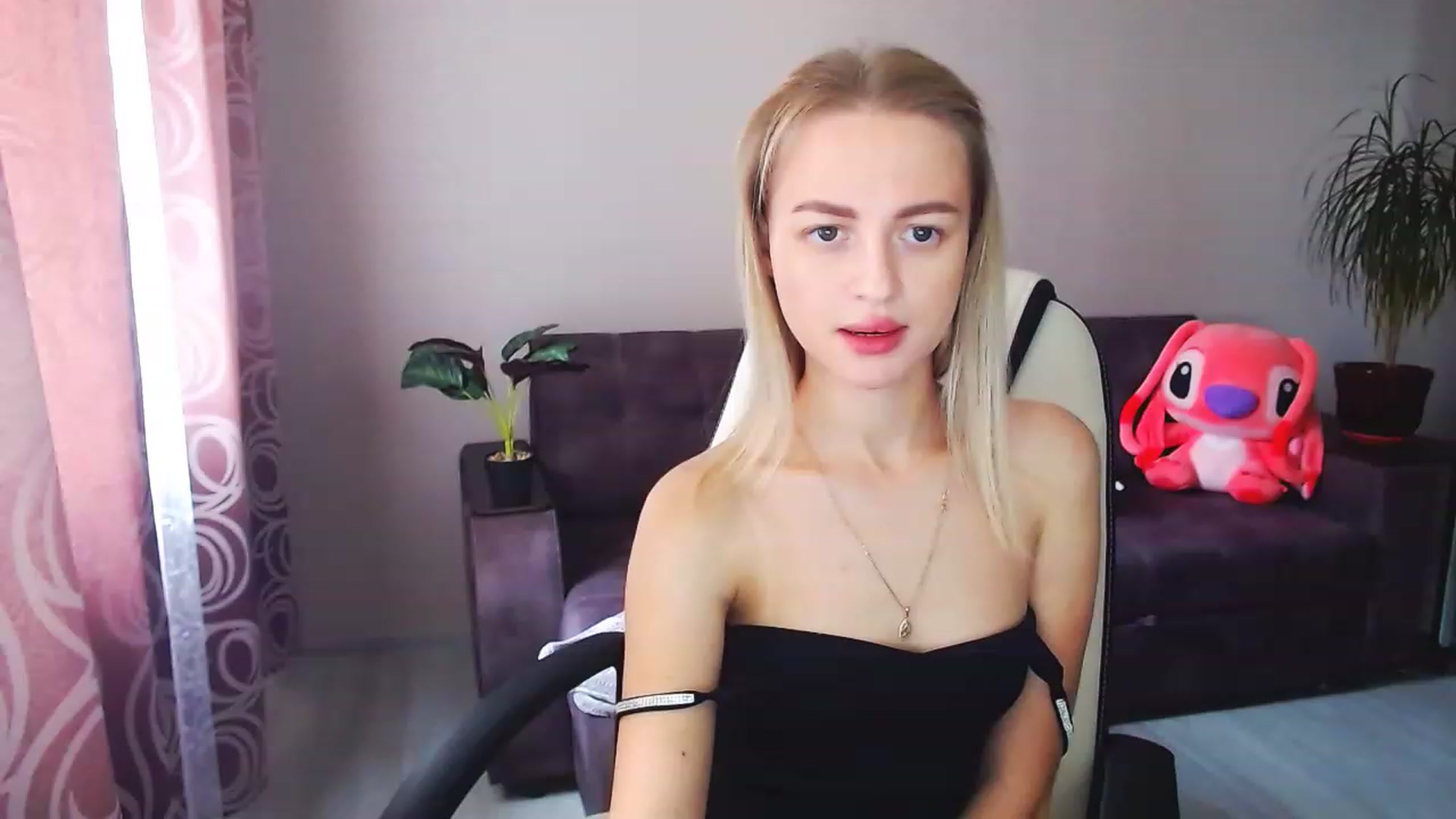 Gallery image thumbnail from BlackLovee's myfreecams stream on, 08/13/2023, 11:44 image 18 of 20