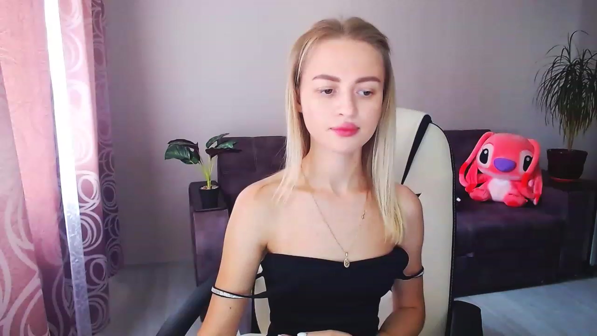 Gallery image thumbnail from BlackLovee's myfreecams stream on, 08/13/2023, 11:44 image 20 of 20
