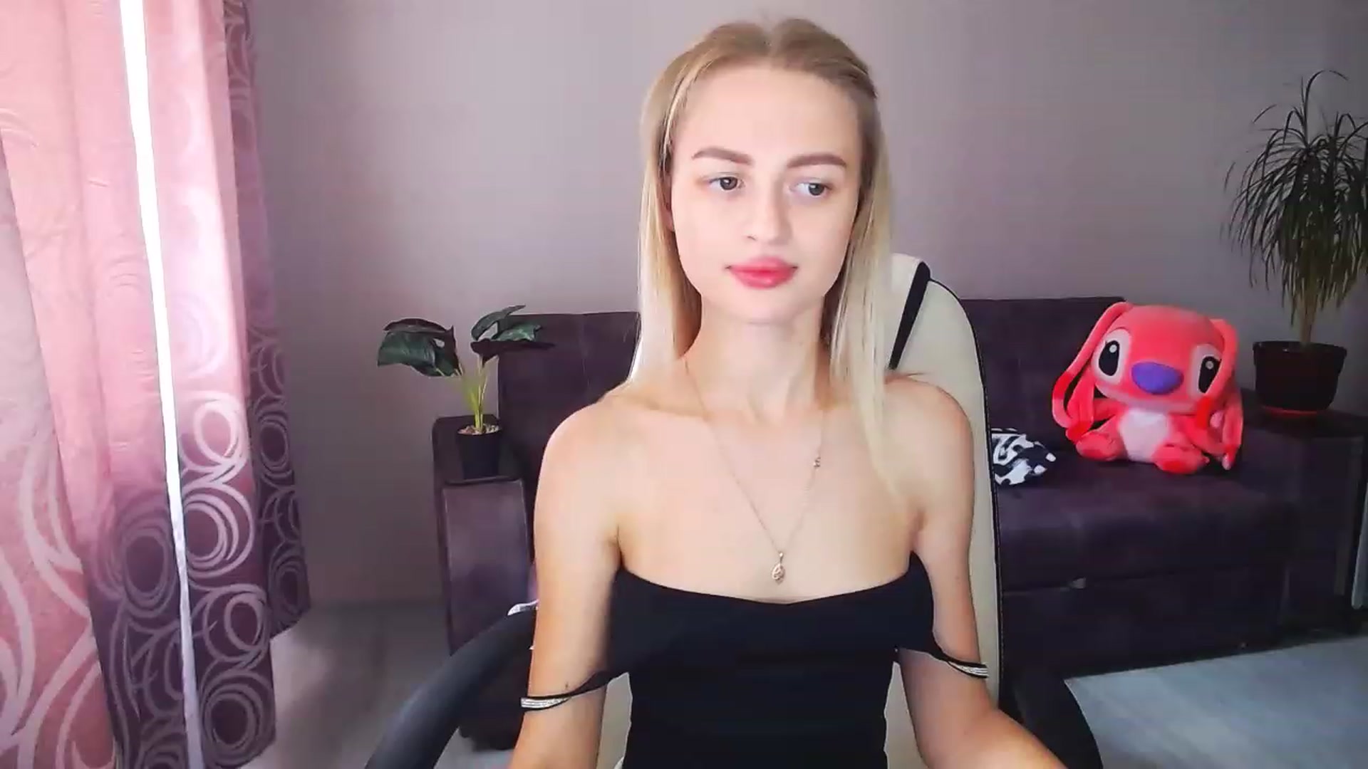Gallery image thumbnail from BlackLovee's myfreecams stream on, 08/13/2023, 11:44 image 11 of 20