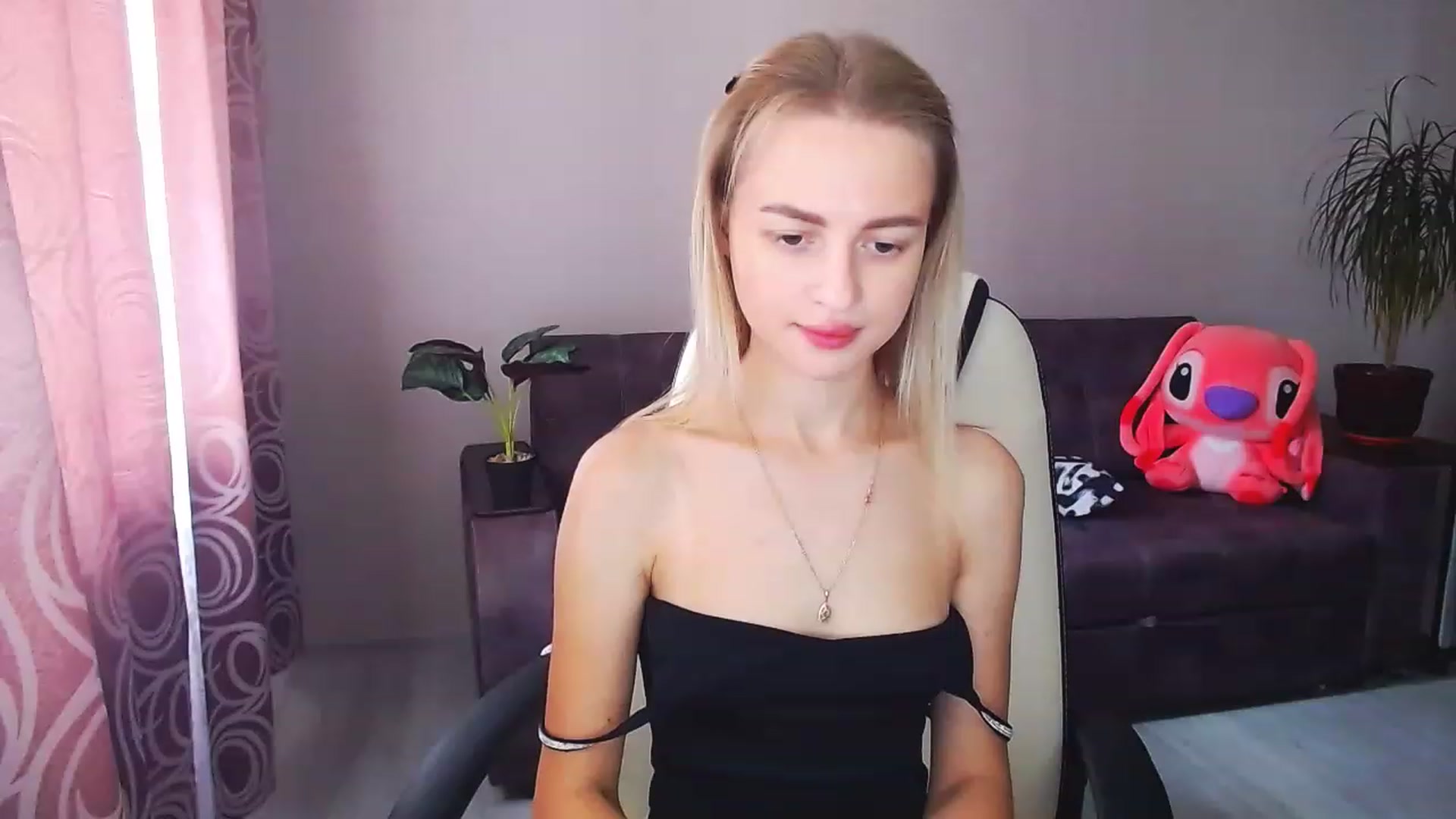 Gallery image thumbnail from BlackLovee's myfreecams stream on, 08/13/2023, 11:44 image 12 of 20