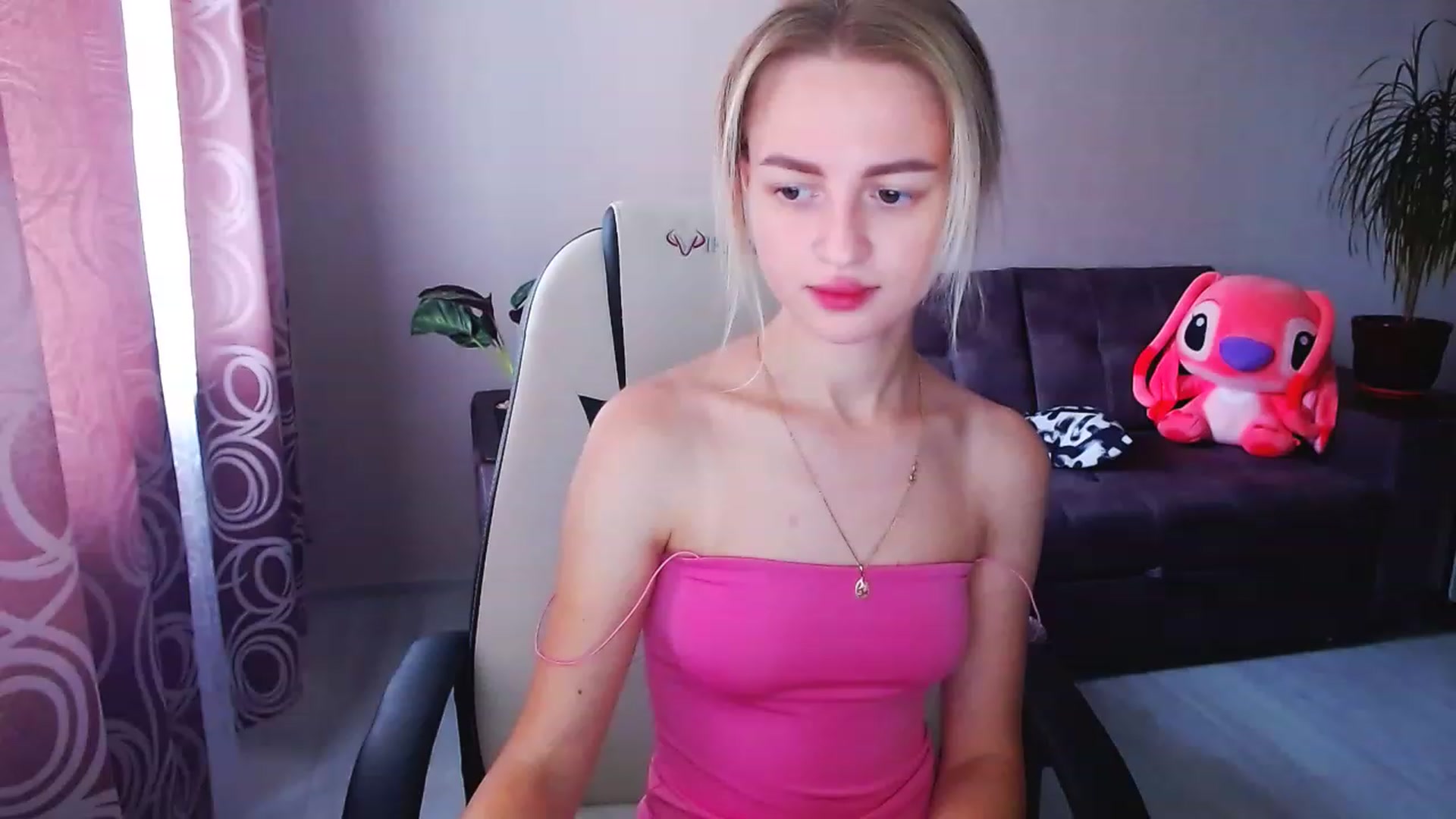 Gallery image thumbnail from BlackLovee's myfreecams stream on, 08/13/2023, 13:15 image 18 of 20