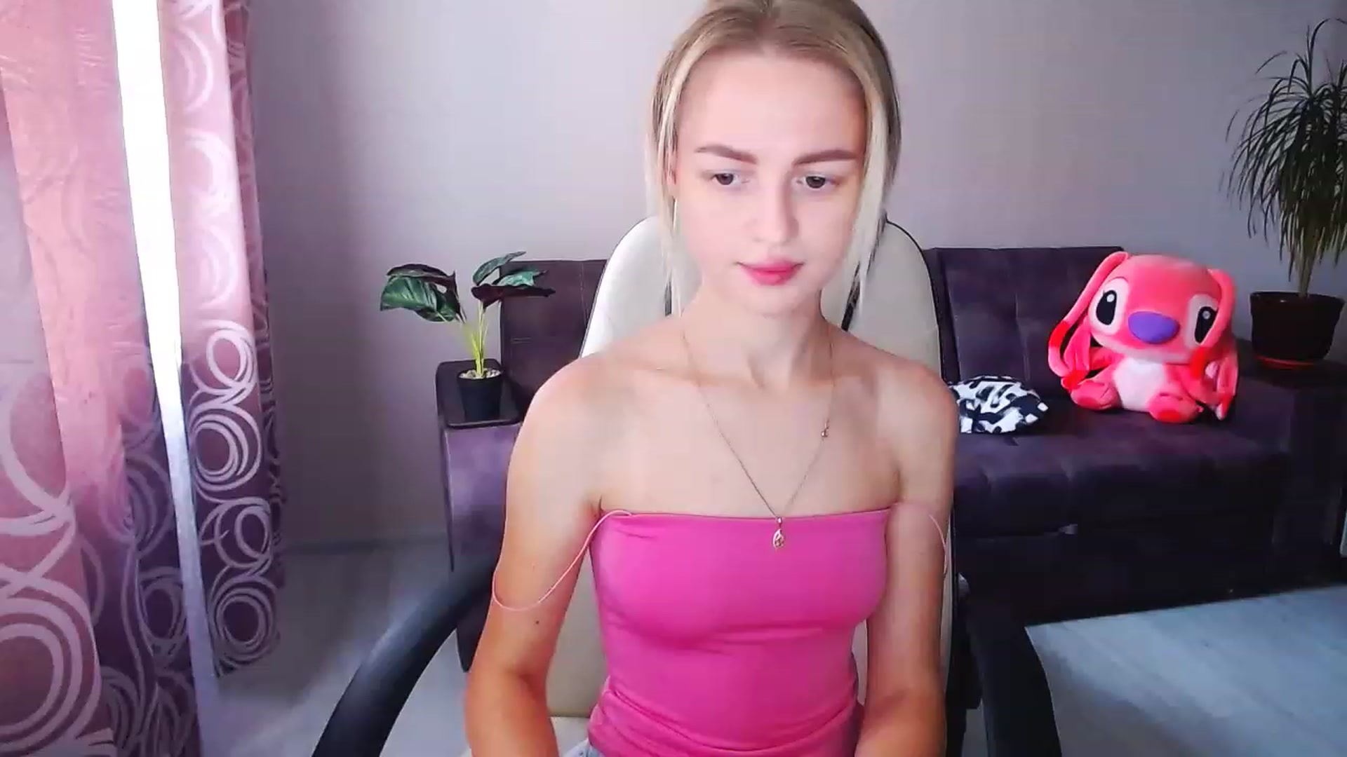 Gallery image thumbnail from BlackLovee's myfreecams stream on, 08/13/2023, 13:15 image 11 of 20