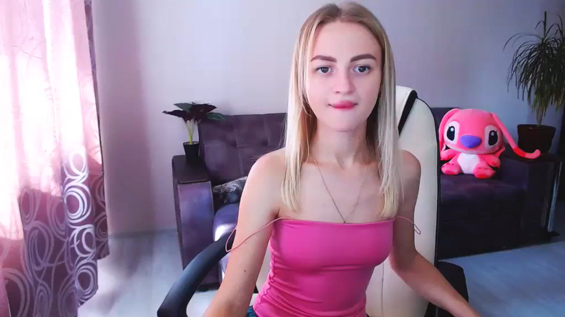 Gallery image thumbnail from BlackLovee's myfreecams stream on, 08/16/2023, 10:25 image 20 of 20