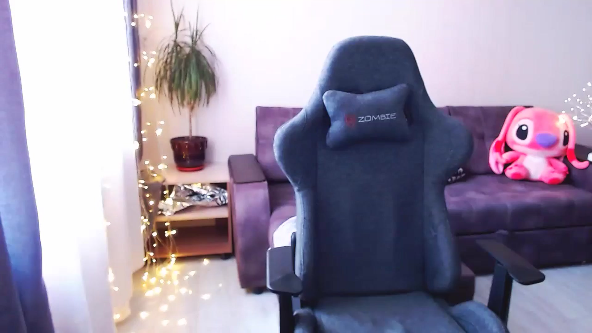 Gallery image thumbnail from BlackLovee's myfreecams stream on, 07/22/2024, 09:21 image 1 of 20