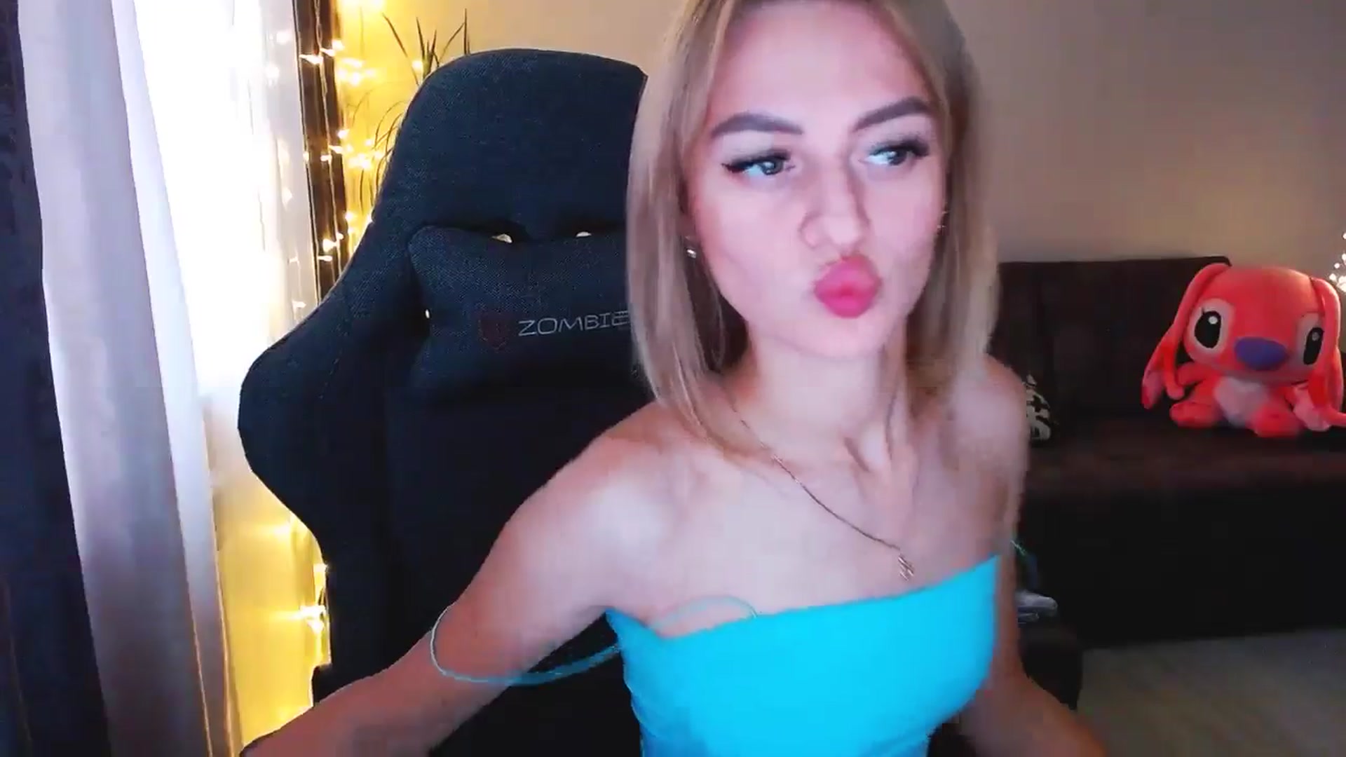 Gallery image thumbnail from BlackLovee's myfreecams stream on, 08/05/2024, 16:09 image 10 of 20