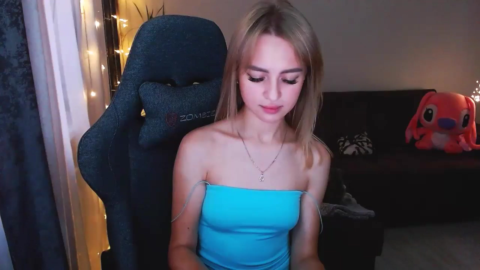 Gallery image thumbnail from BlackLovee's myfreecams stream on, 08/05/2024, 16:36 image 3 of 20