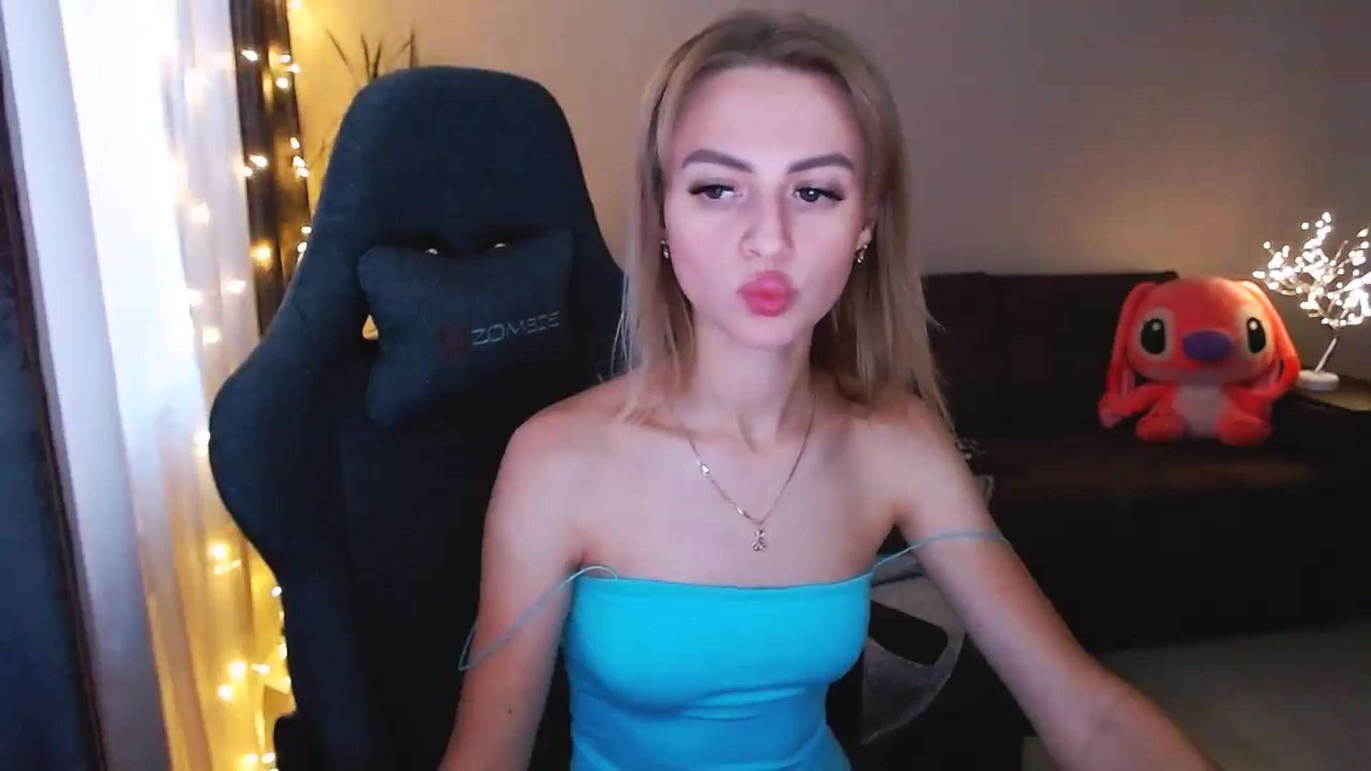 Gallery image thumbnail from BlackLovee's myfreecams stream on, 08/08/2024, 14:53 image 15 of 20