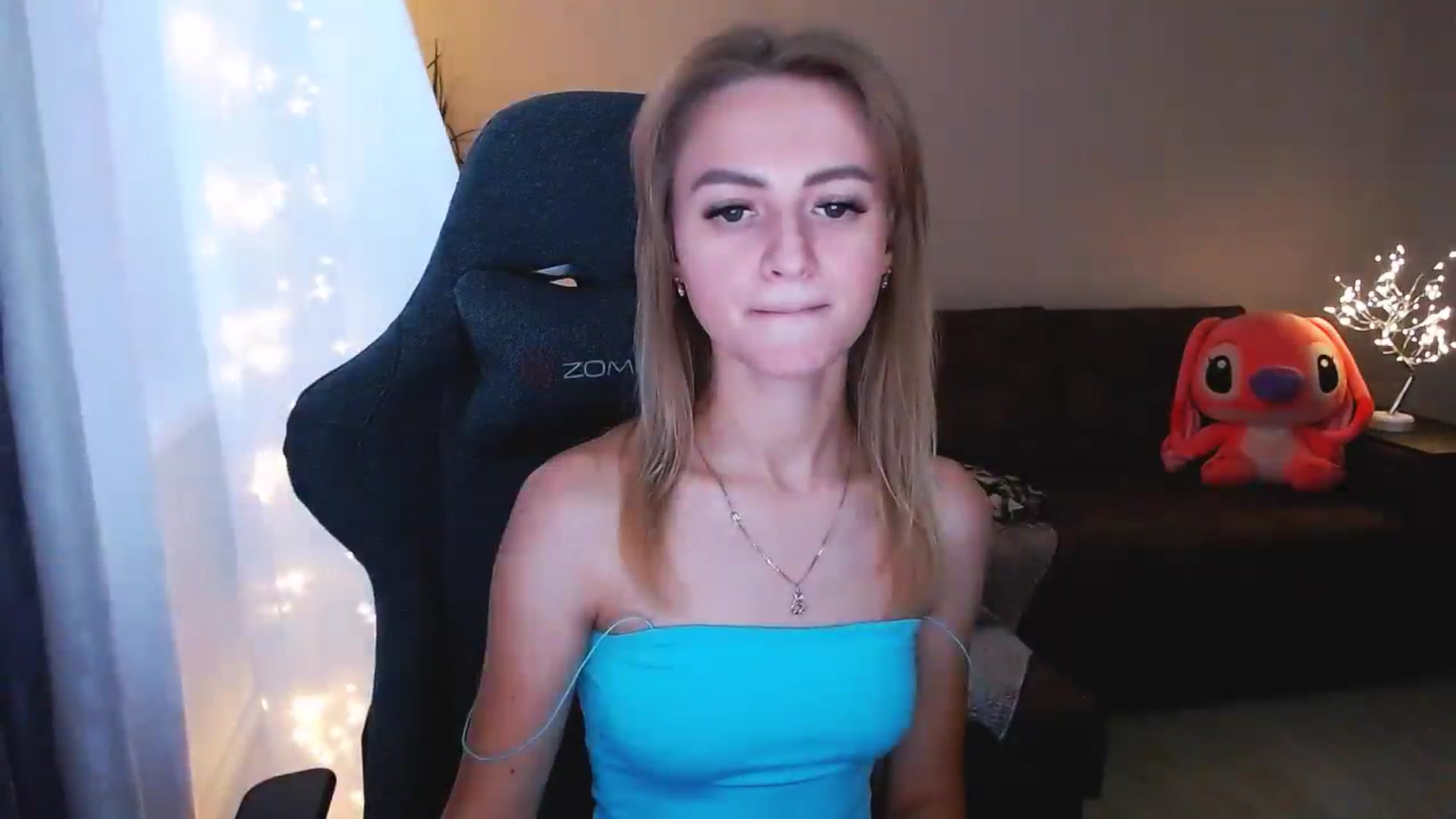 Gallery image thumbnail from BlackLovee's myfreecams stream on, 08/08/2024, 15:39 image 10 of 20
