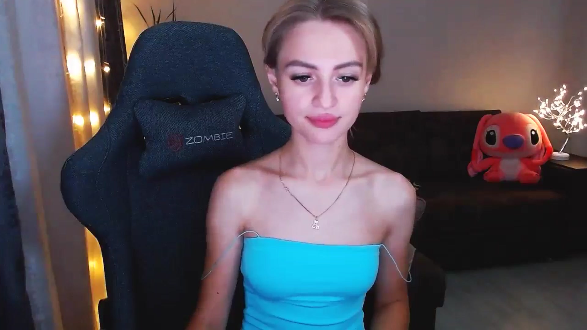 Gallery image thumbnail from BlackLovee's myfreecams stream on, 08/08/2024, 16:58 image 15 of 20