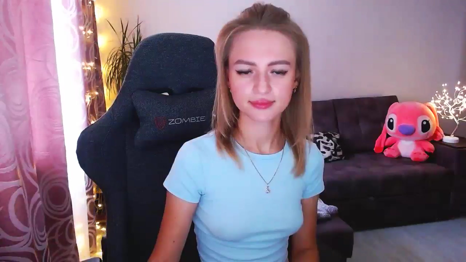 Gallery image thumbnail from BlackLovee's myfreecams stream on, 08/11/2024, 13:06 image 2 of 20