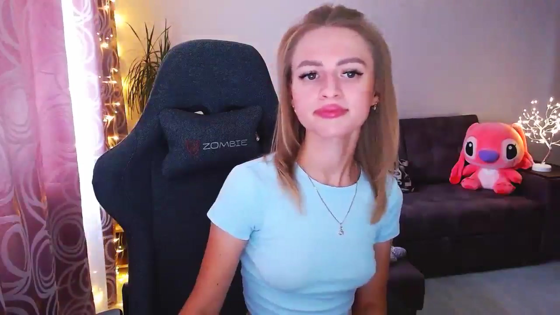 Gallery image thumbnail from BlackLovee's myfreecams stream on, 08/11/2024, 13:06 image 3 of 20