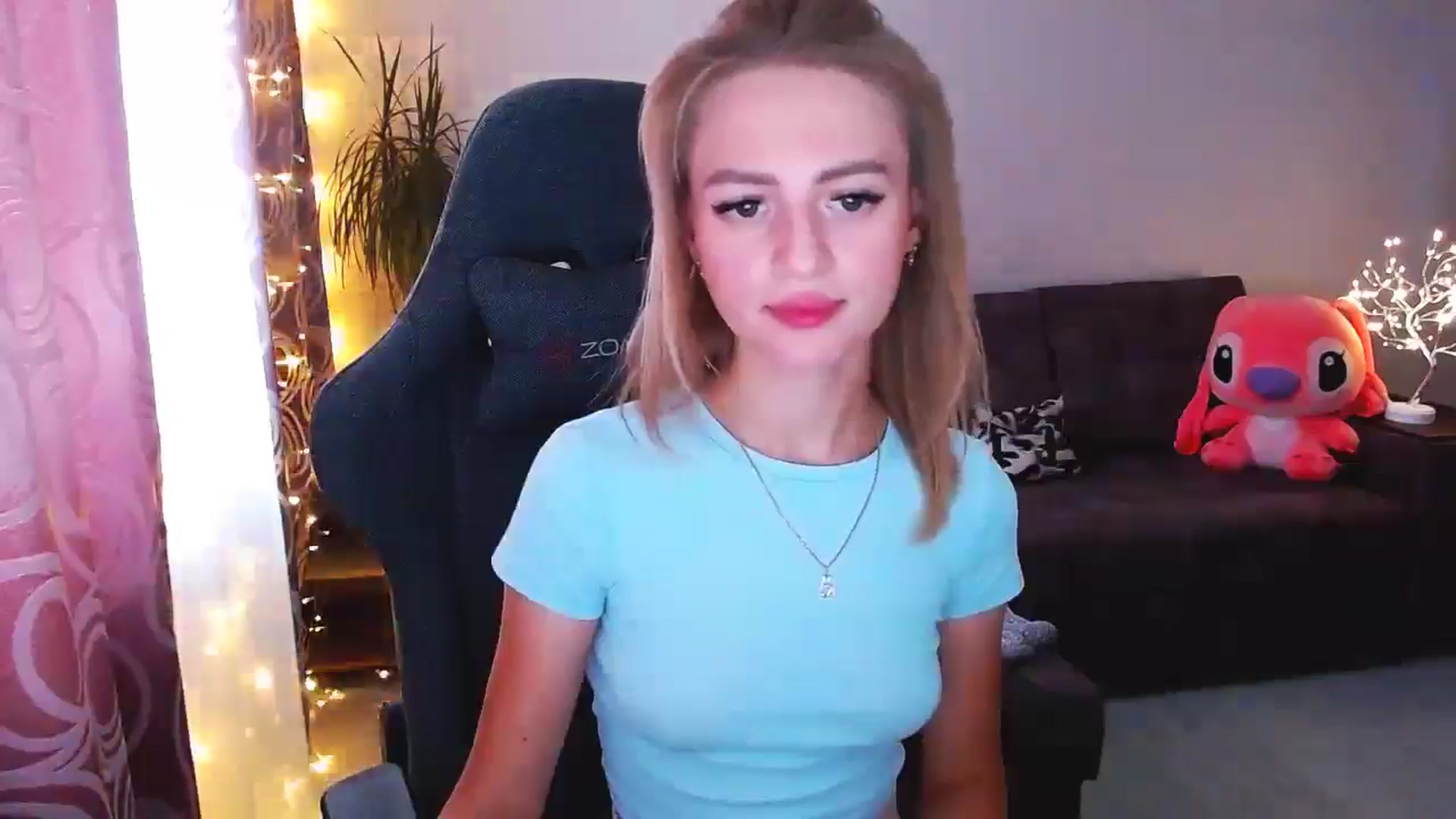 Gallery image thumbnail from BlackLovee's myfreecams stream on, 08/11/2024, 14:35 image 13 of 20