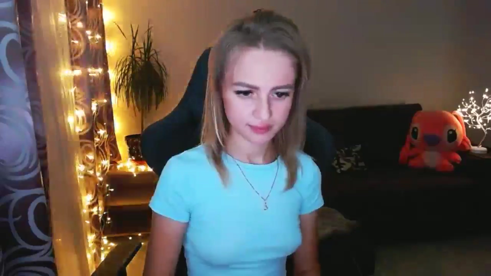 Gallery image thumbnail from BlackLovee's myfreecams stream on, 08/11/2024, 17:24 image 16 of 20
