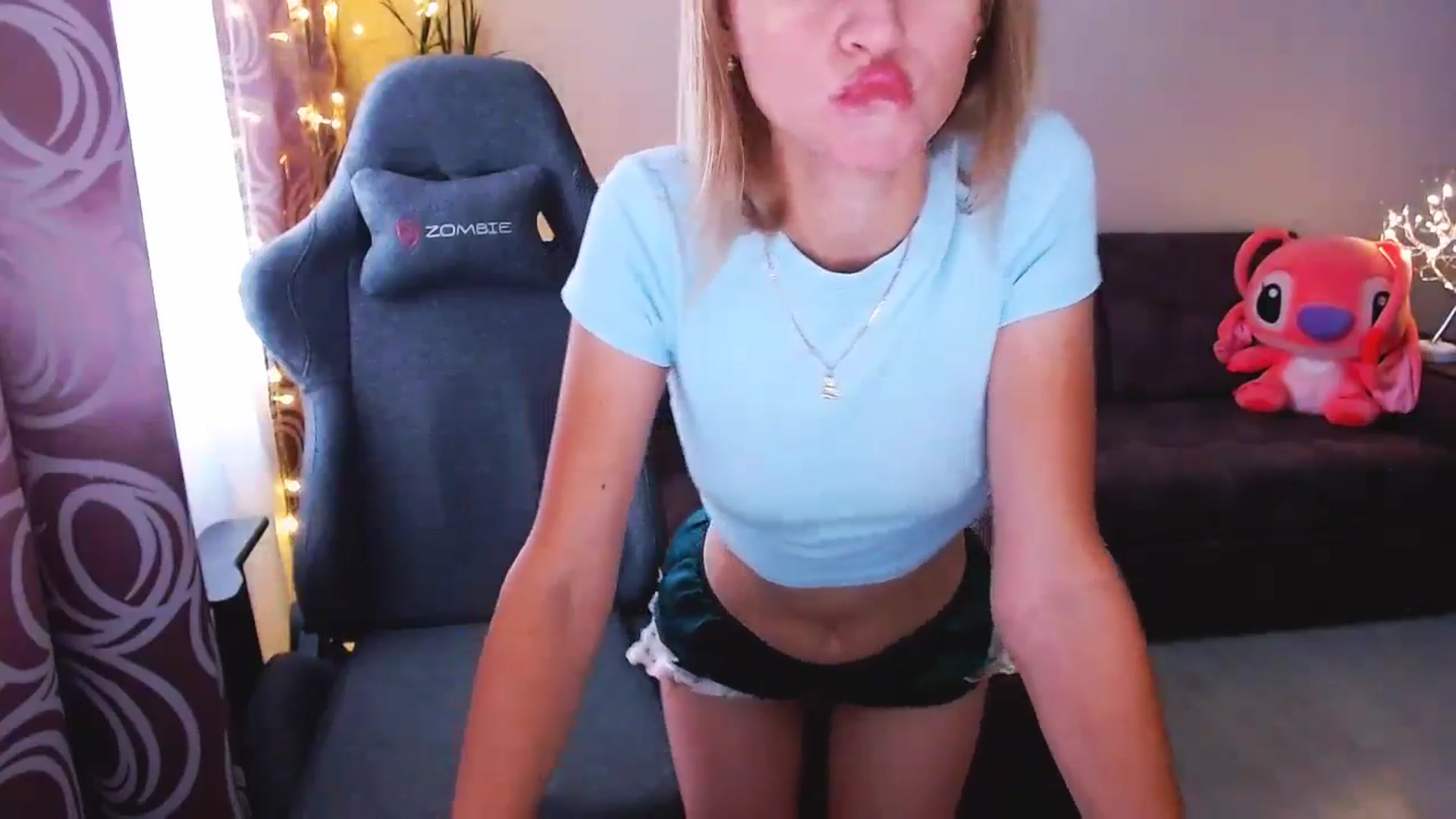 Gallery image thumbnail from BlackLovee's myfreecams stream on, 08/15/2024, 10:00 image 20 of 20