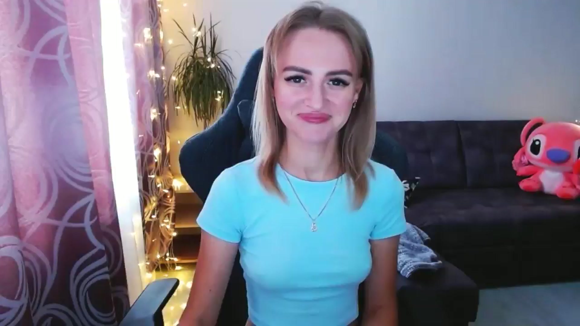 Gallery image thumbnail from BlackLovee's myfreecams stream on, 08/15/2024, 14:06 image 3 of 20