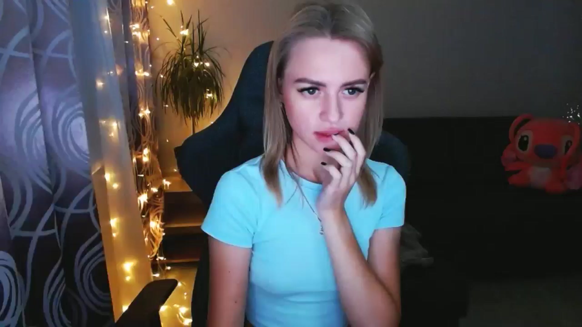 Gallery image thumbnail from BlackLovee's myfreecams stream on, 08/15/2024, 16:51 image 5 of 20