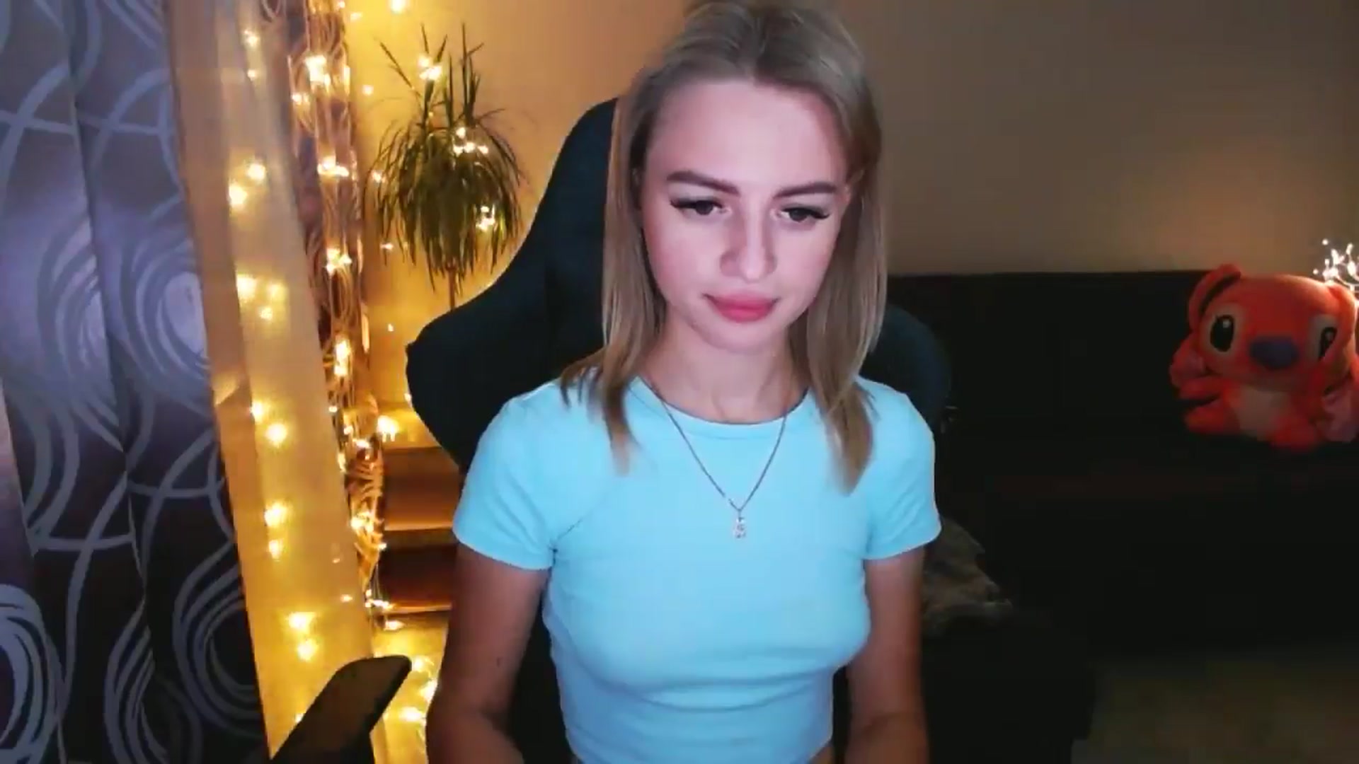 Gallery image thumbnail from BlackLovee's myfreecams stream on, 08/15/2024, 16:51 image 17 of 20