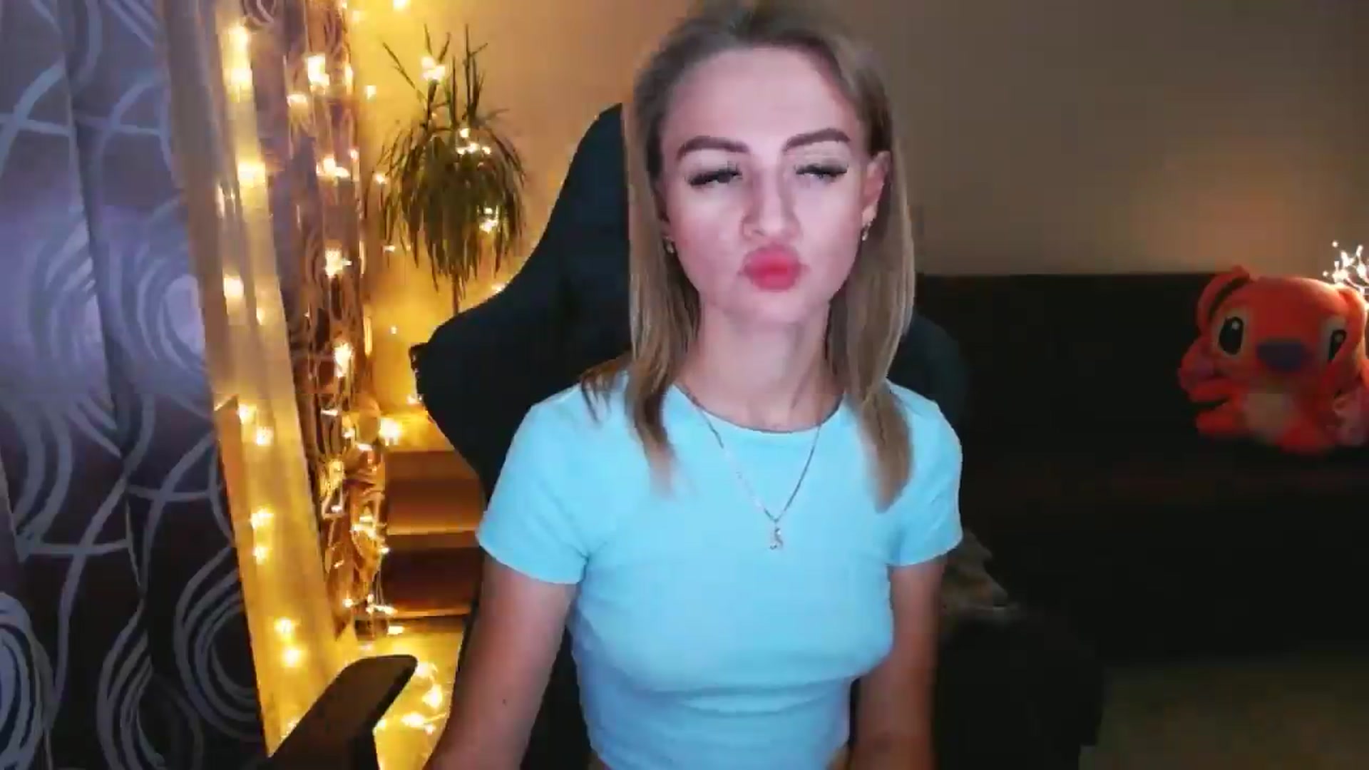 Gallery image thumbnail from BlackLovee's myfreecams stream on, 08/15/2024, 16:51 image 13 of 20