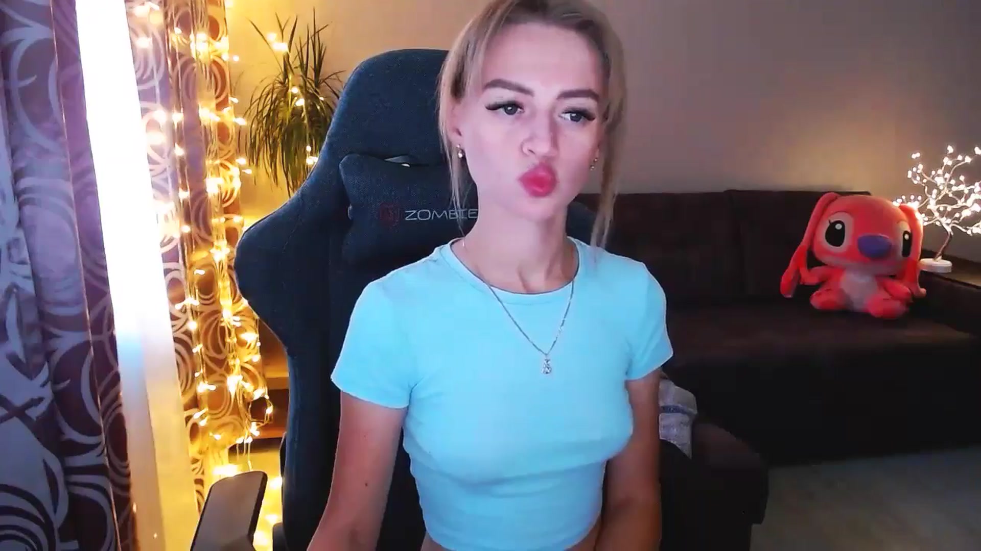 Gallery image thumbnail from BlackLovee's myfreecams stream on, 08/16/2024, 16:15 image 10 of 20